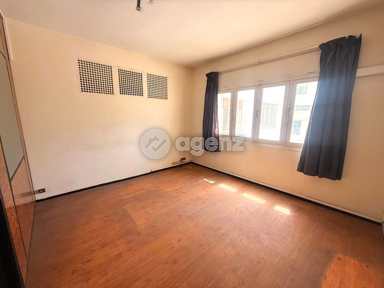  Bureau de 156 m² à Bir Anzarane - Casablanca — 3