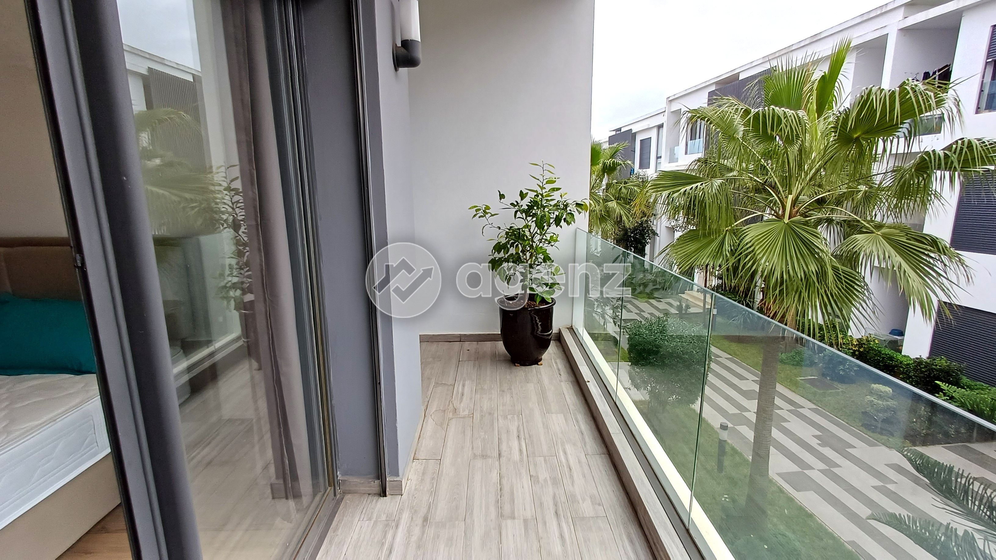 APPARTEMENT 134 M² À TAMARIS — 4