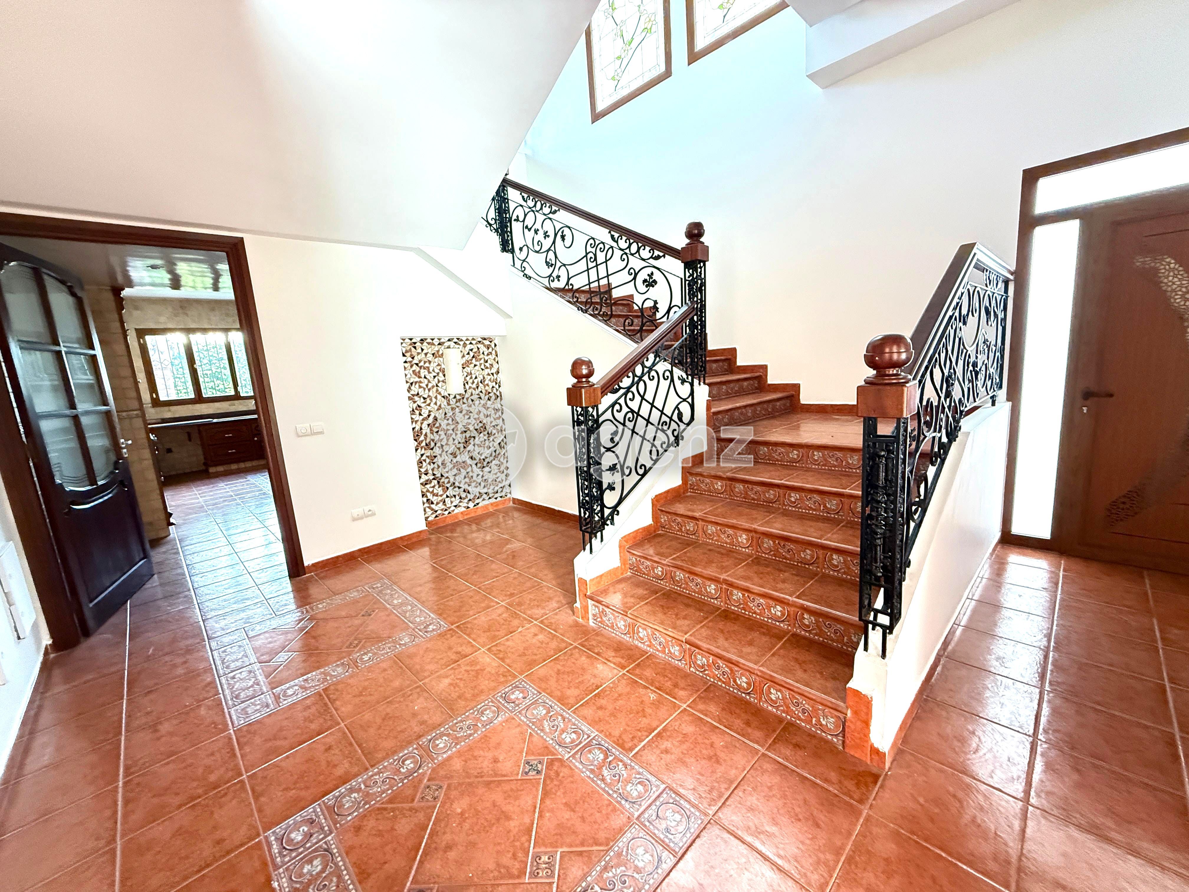 Authentique Villa de 5 chambres à louer à Souissi — 4