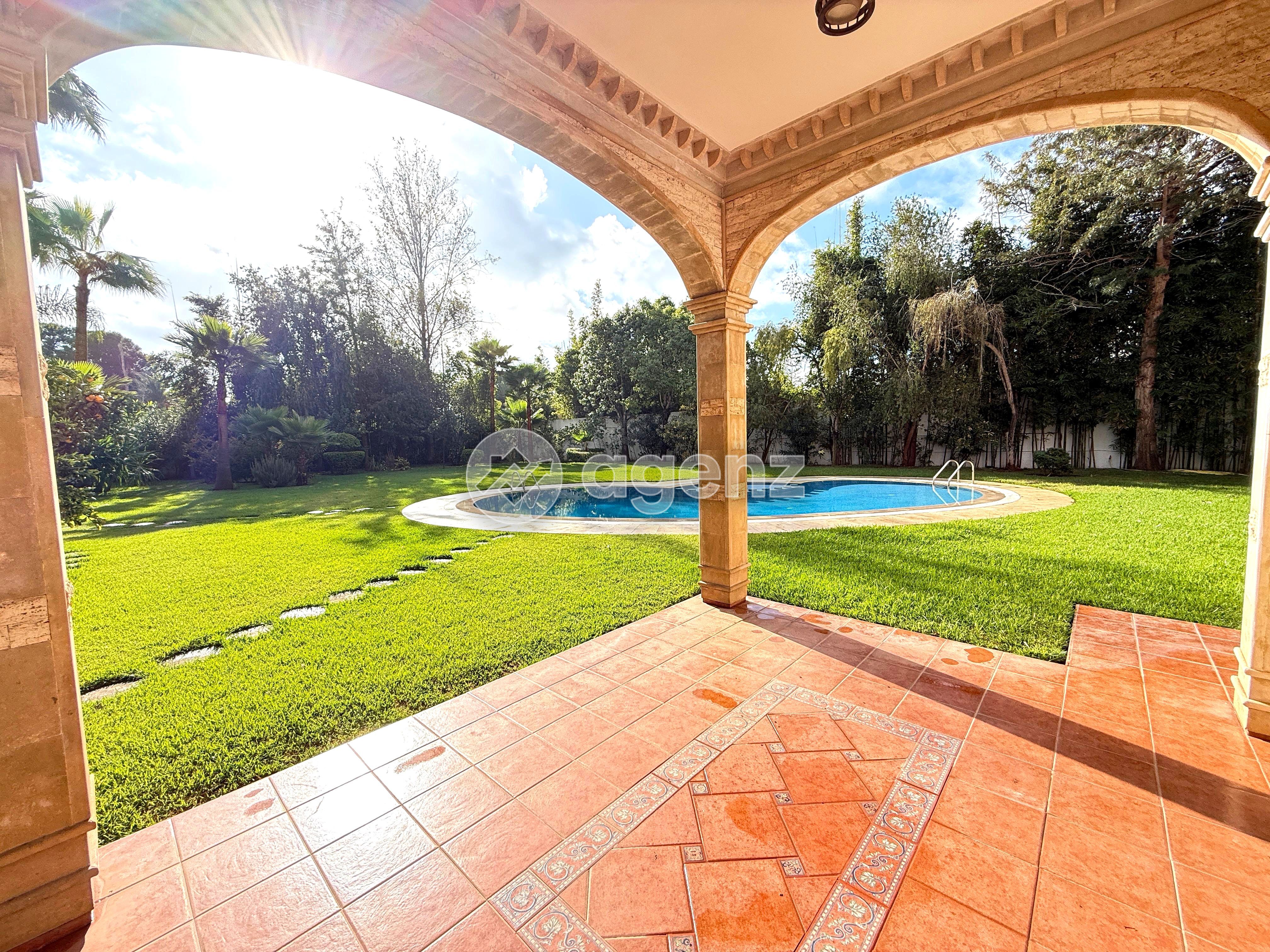 Authentique Villa de 5 chambres à louer à Souissi — 2