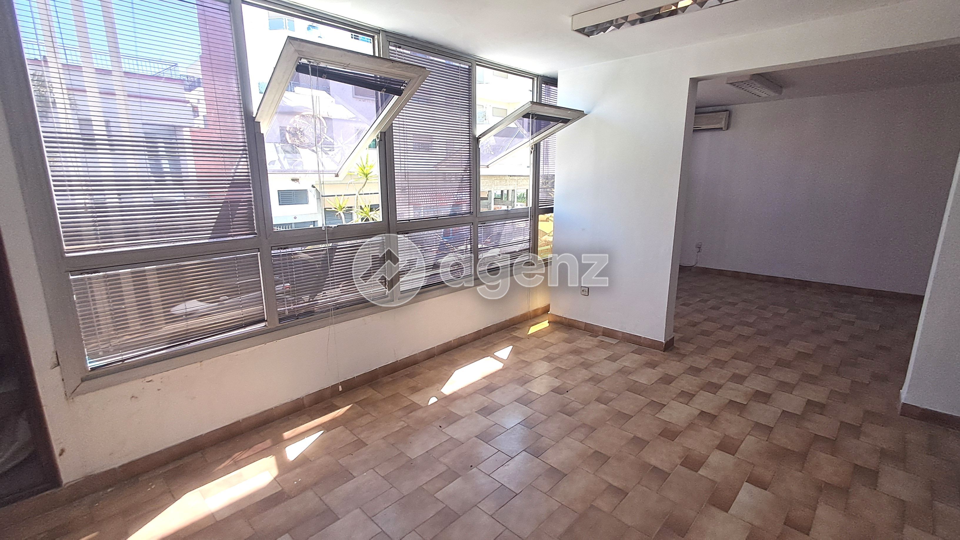 Bureau de 99 m² à Palmier - Casablanca