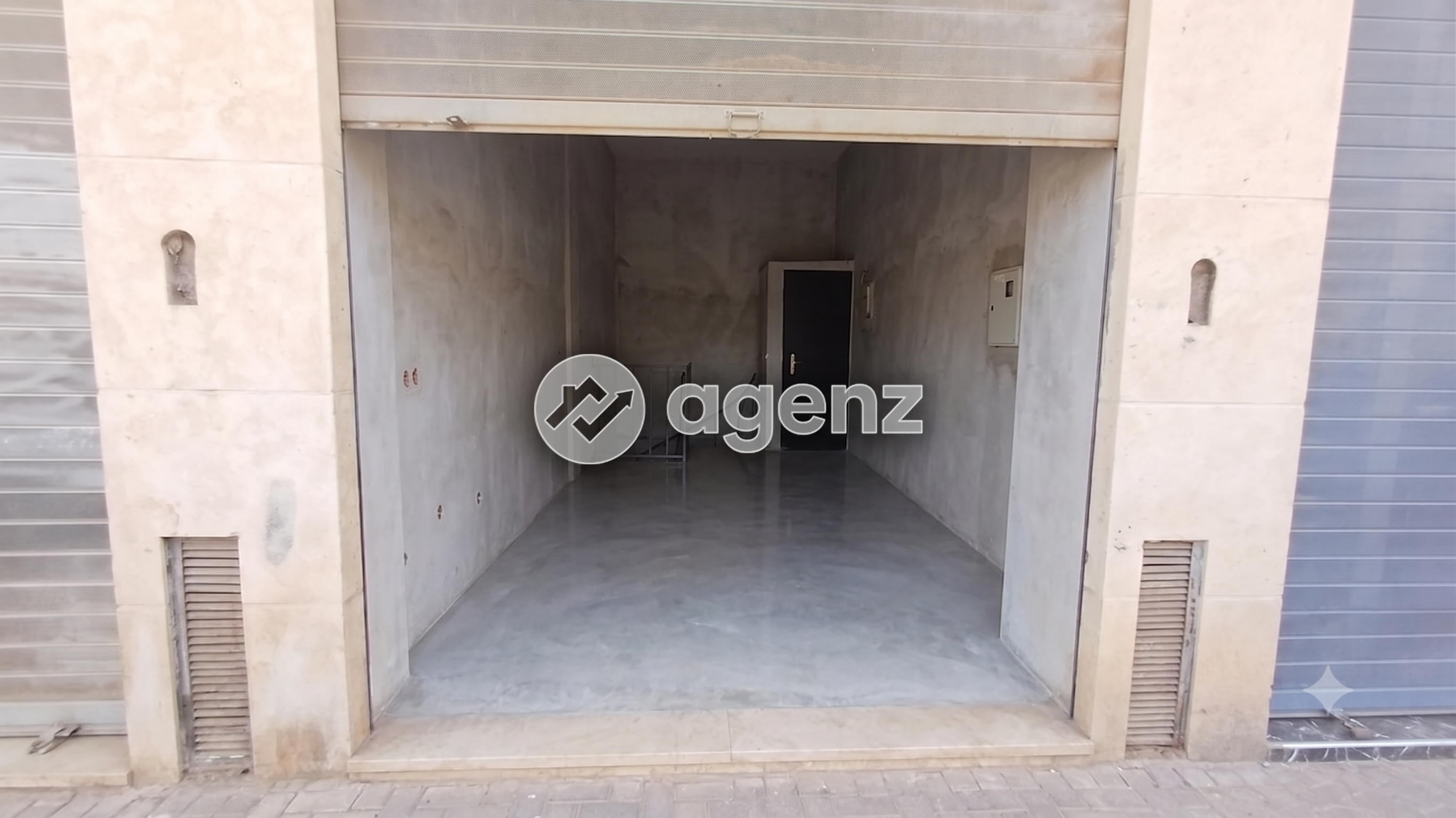 Local commercial à rénover– Hay Badr — 3