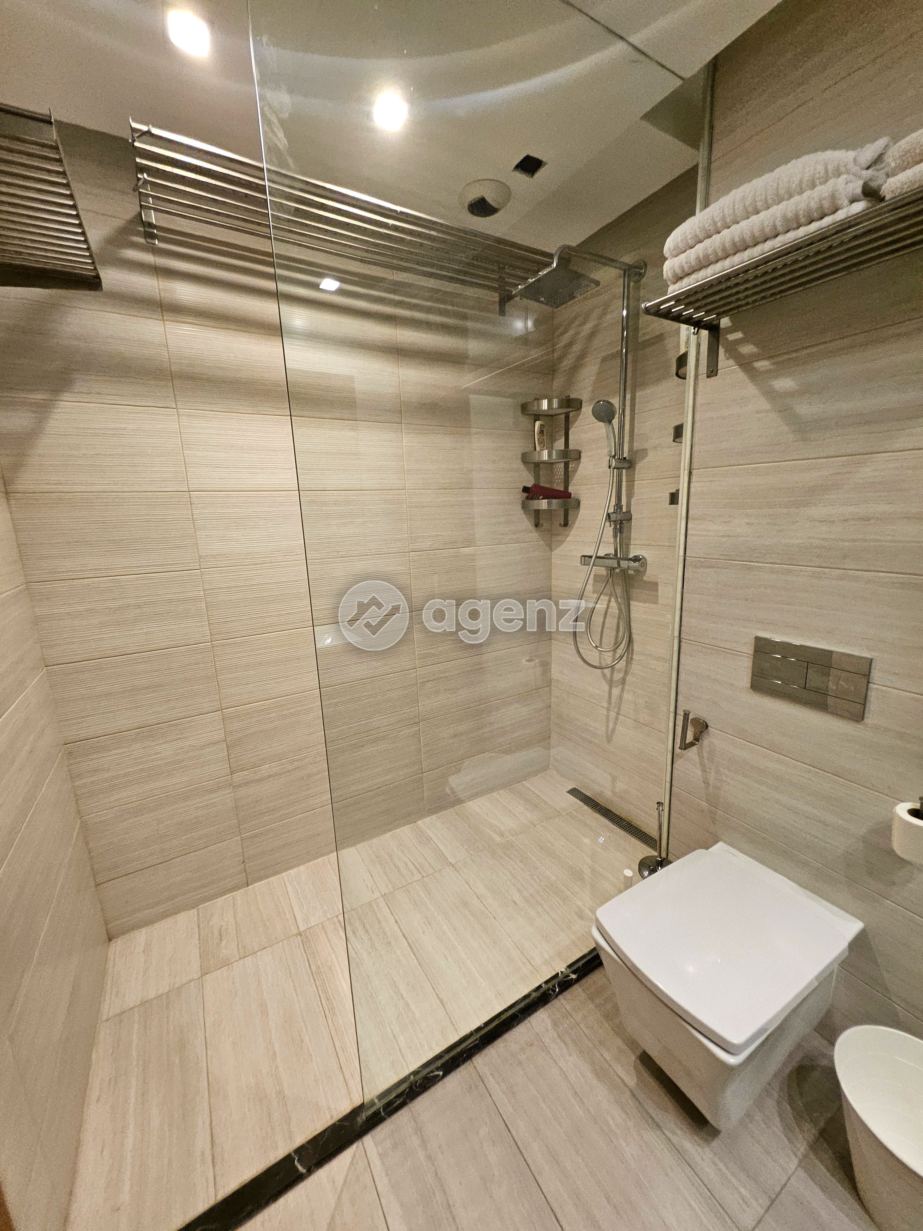Magnifique Appartement de 2 chambres à louer aux Faubourgs d'anfa à CFC  — 2