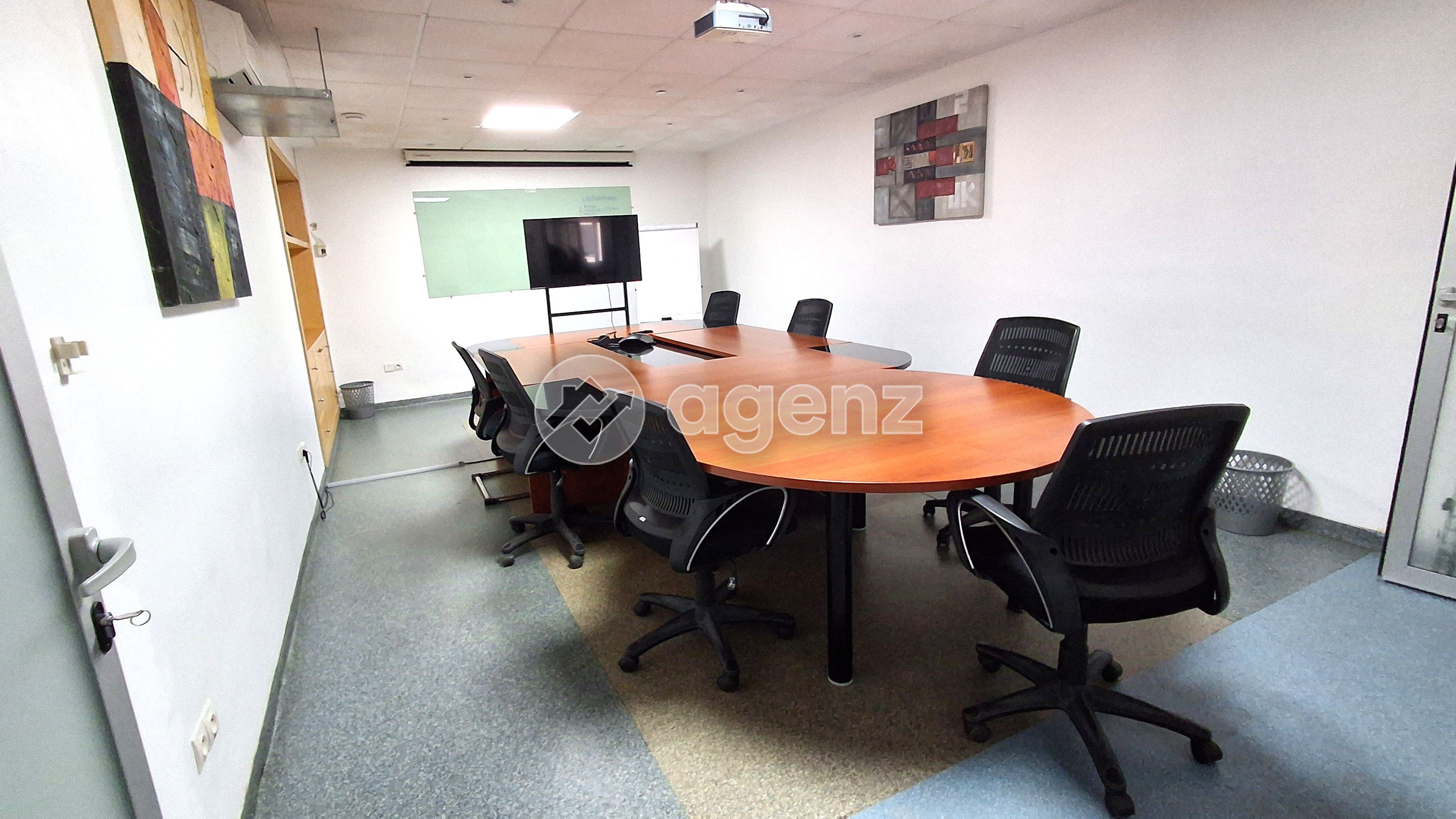 730 M² POUR DÉVELOPPER UN PROJET D’ENVERGURE (COMMERCE + BUREAU)