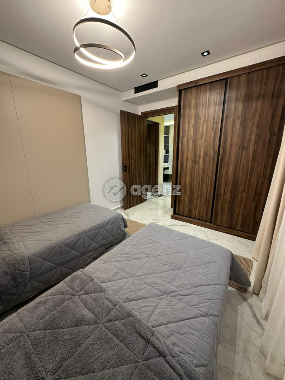 appartement de 2 chambres à louer à Iberie — 4