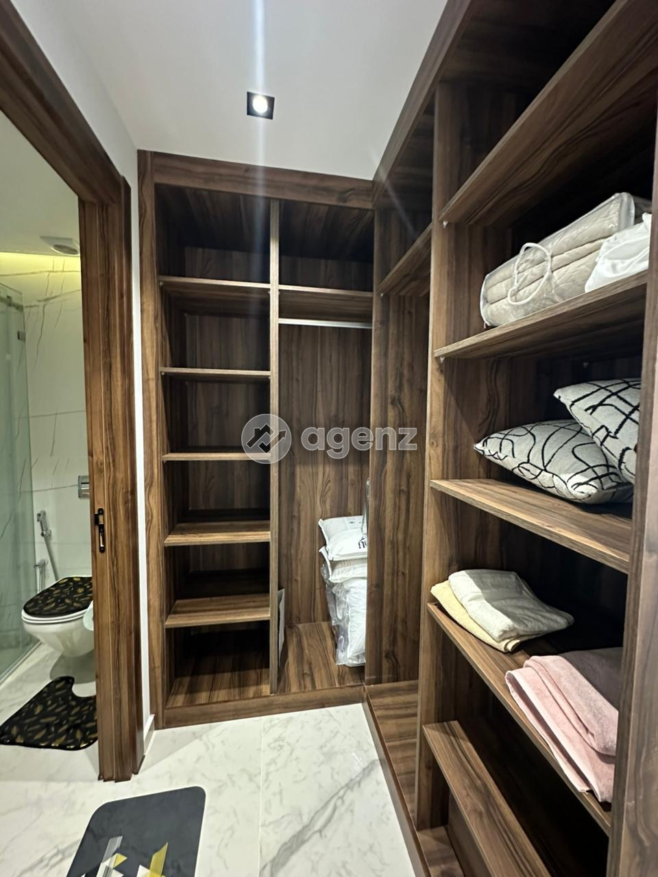 appartement de 2 chambres à louer à Iberie — 3