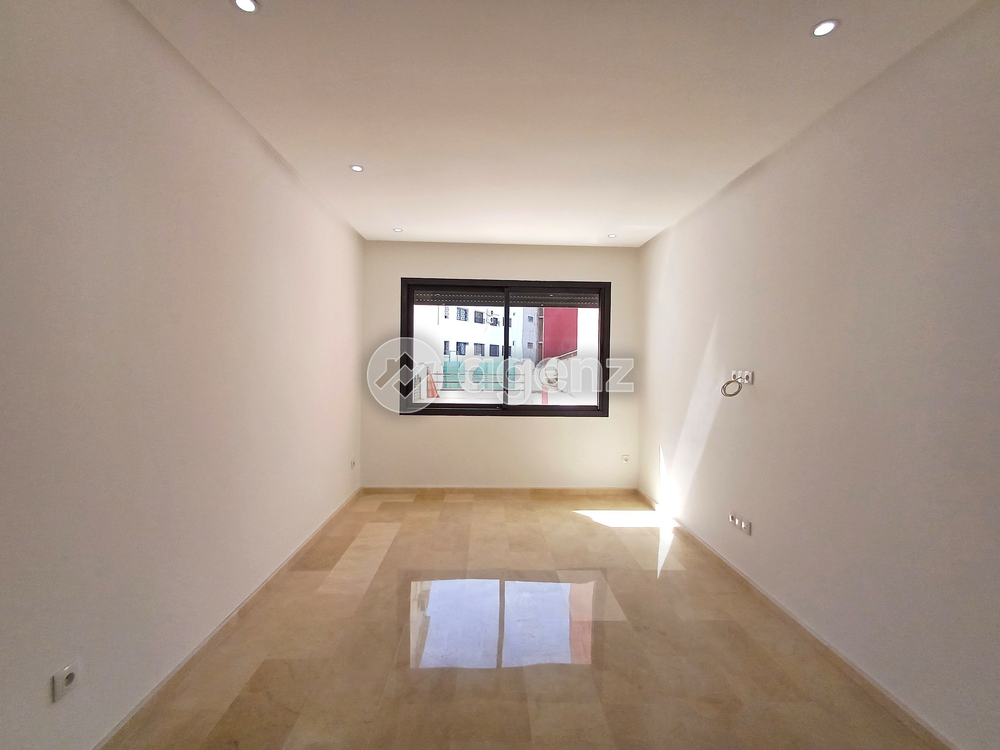 Appartement à vendre à Bourgogne Ouest — 2