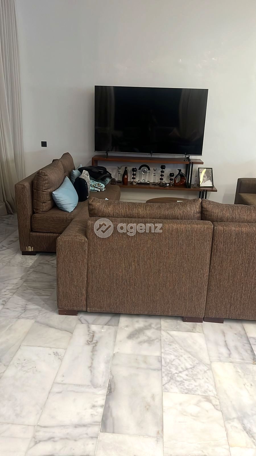 Villa 400 m² f Rahba Kedima — 2