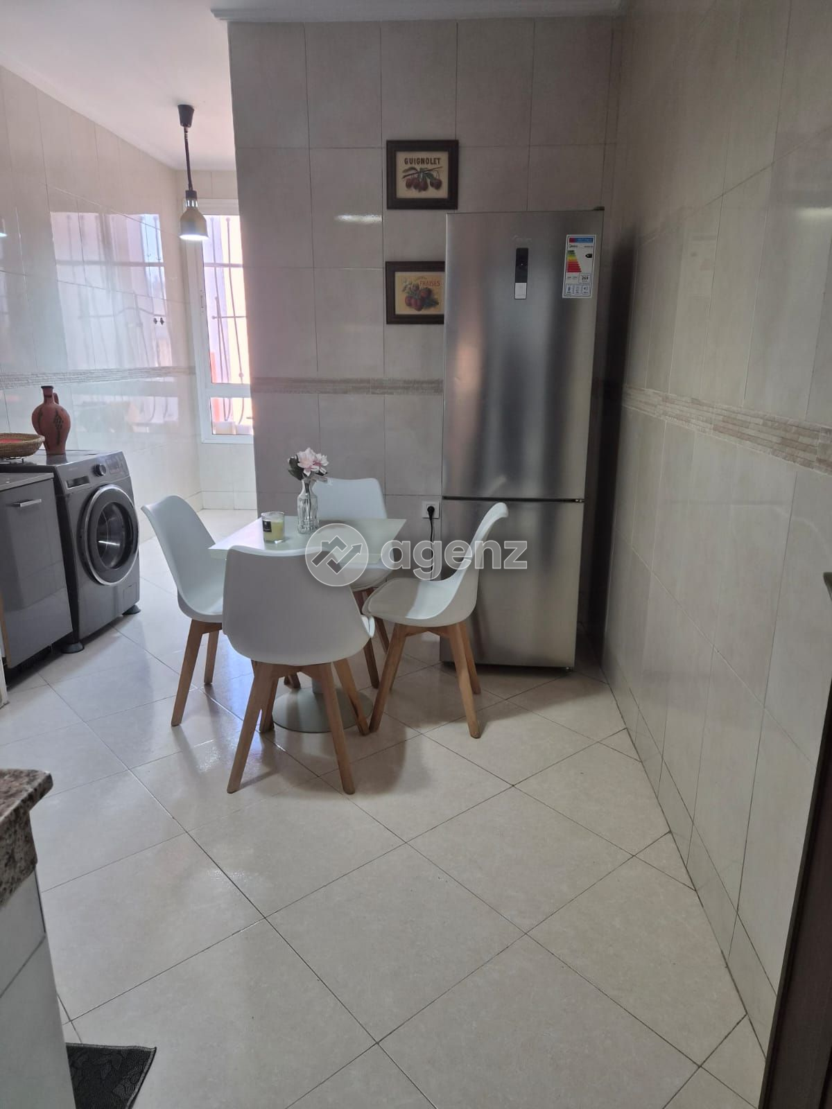 Superbe appartement meublée 3 chambres à louer à Iberie