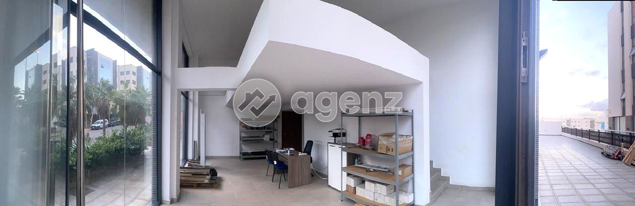 Showroom lumineux à Lissasfa – Casablanca — 3