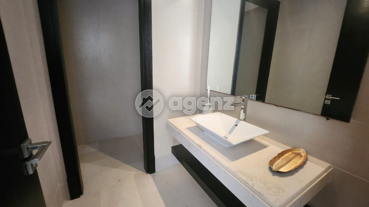 Villa 204 m² à Hay Alfarah — 3