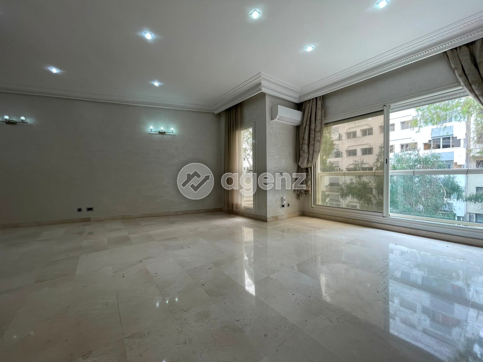 Prestigieux Appartement de 3 chambres à louer à Gauthier
