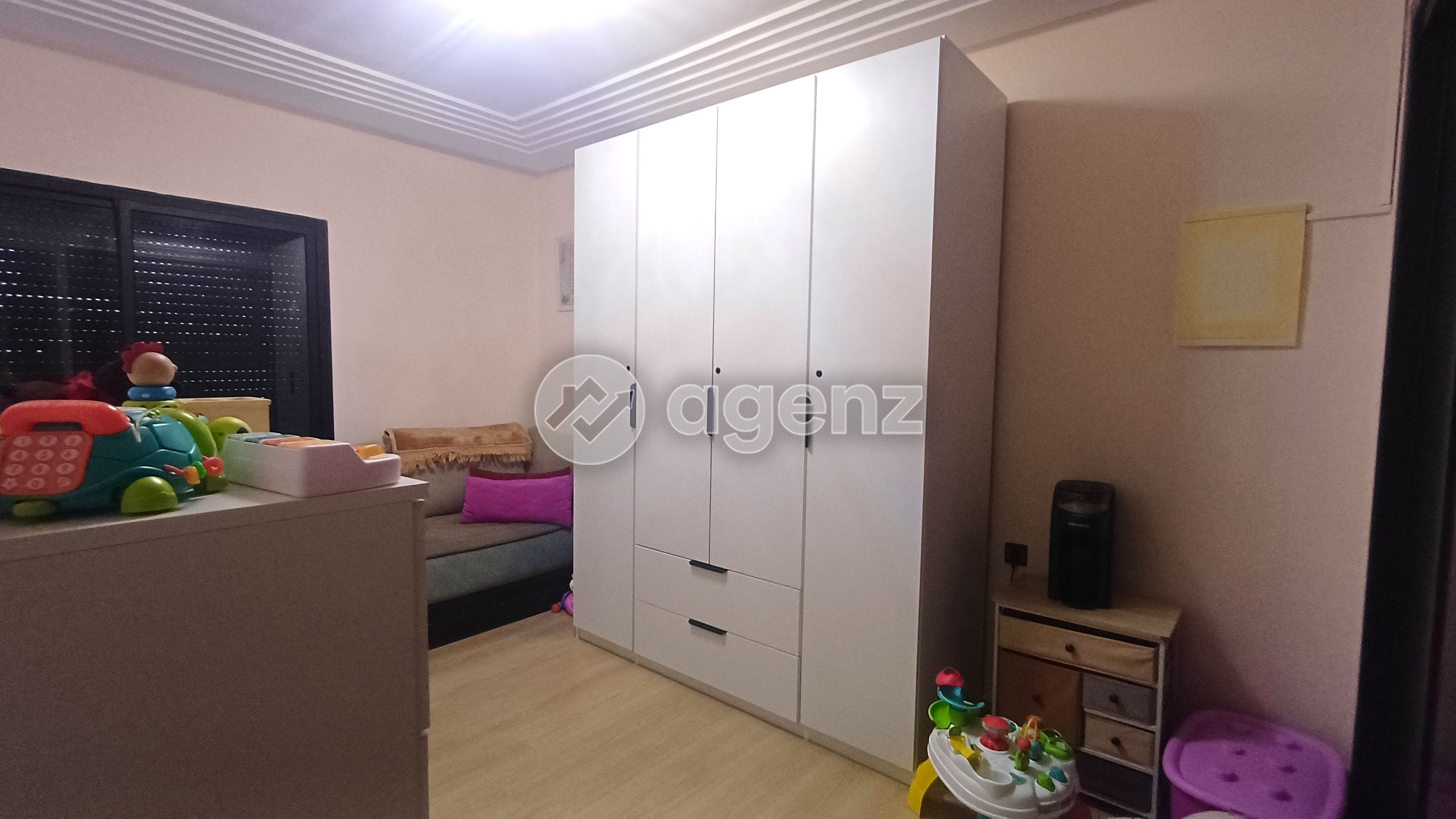 APPARTEMENT SPACIEUX EN RÉSIDENCE SÉCURISÉE — 3