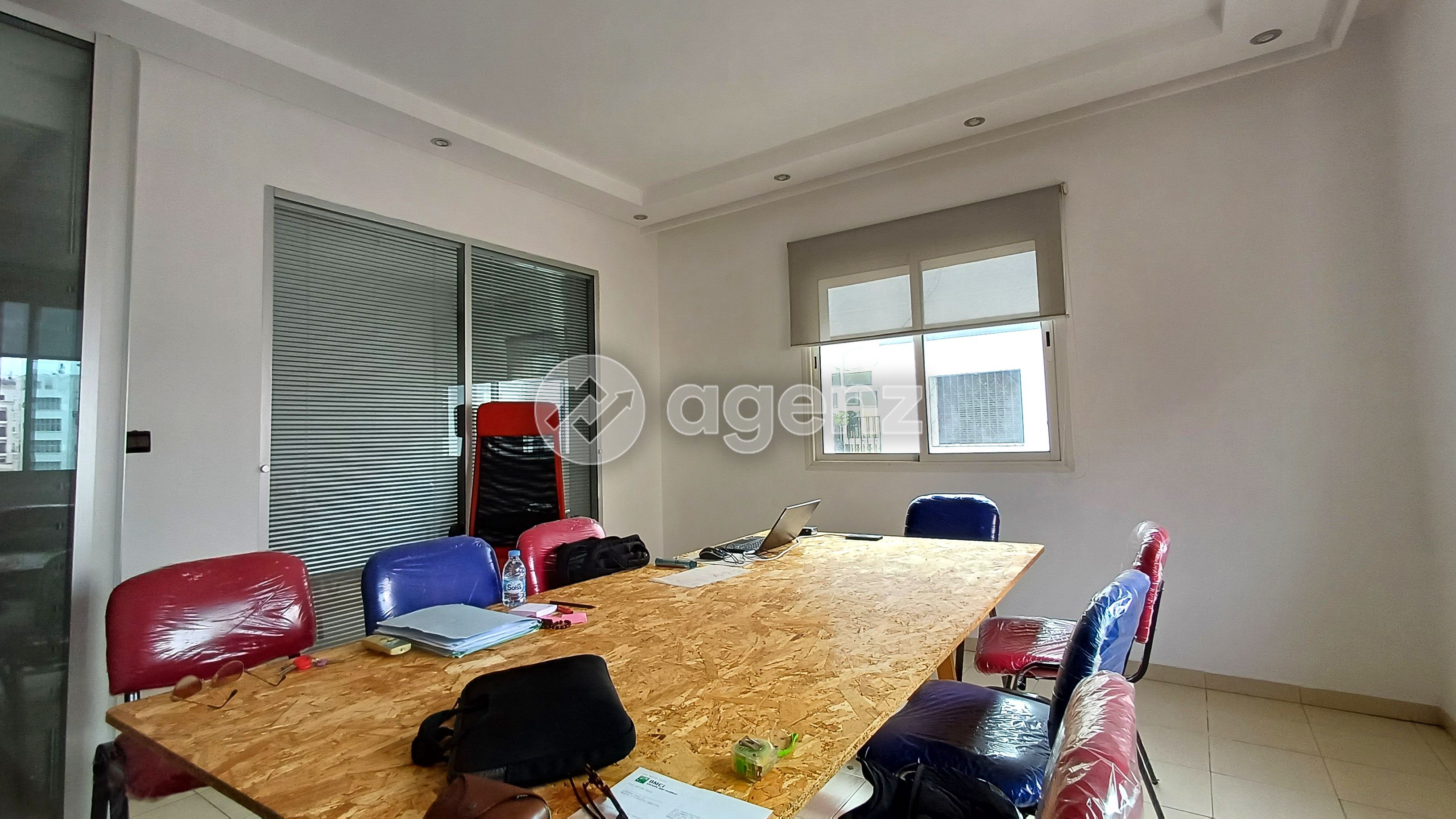 Superbe Appartement de 2 chambres à vendre à Maârif