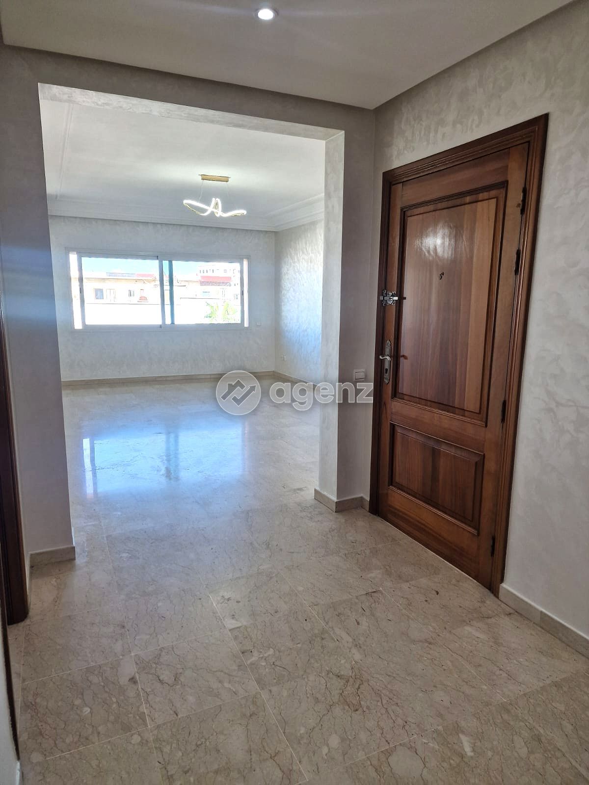 Luxueux Appartement de 2 chambres à louer à Bourgogne Est — 2