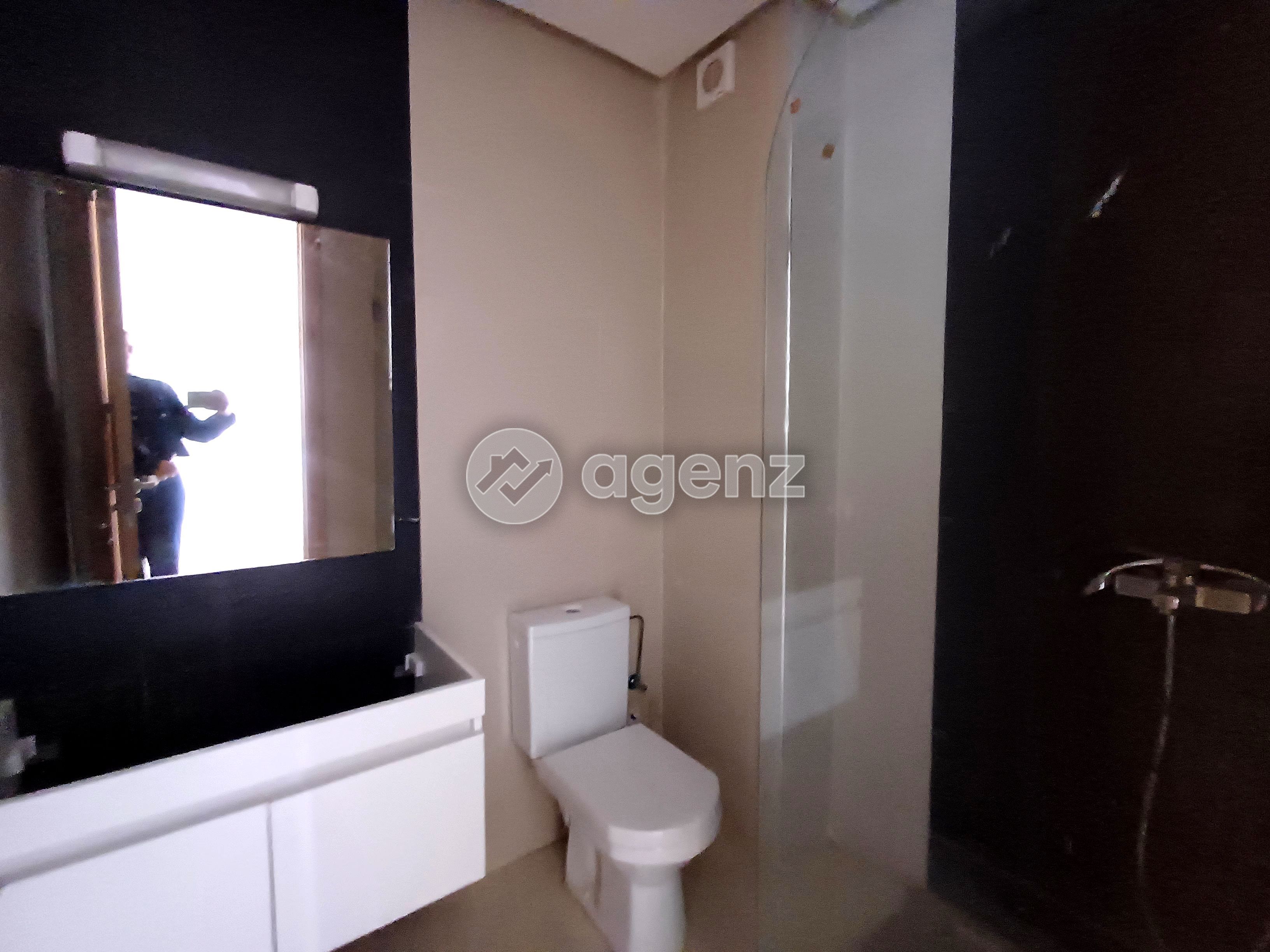 Charmant Appartement de 3 chambres à vendre à Plage Mimosa 2 — 5