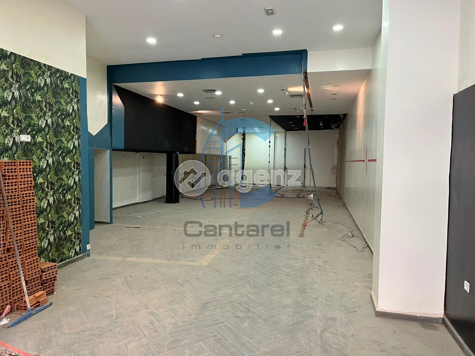 Bureau — Casablanca — 3
