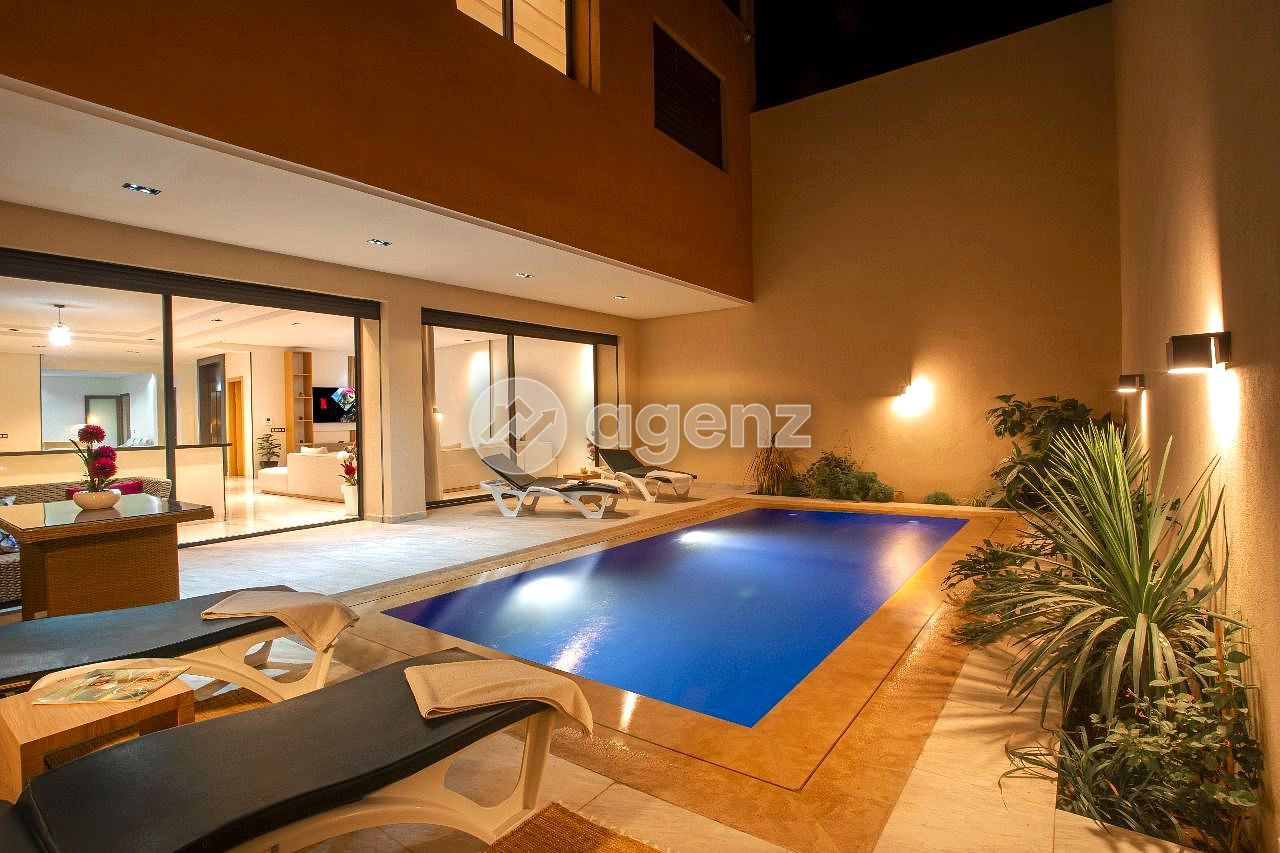 Élégante villa à vendre sur l'avenue Mohammed VI
