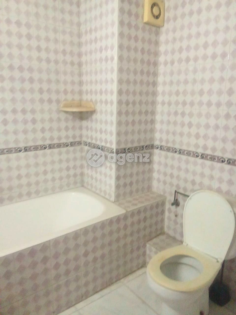 Appartement à louer à Bourgogne Ouest — 4