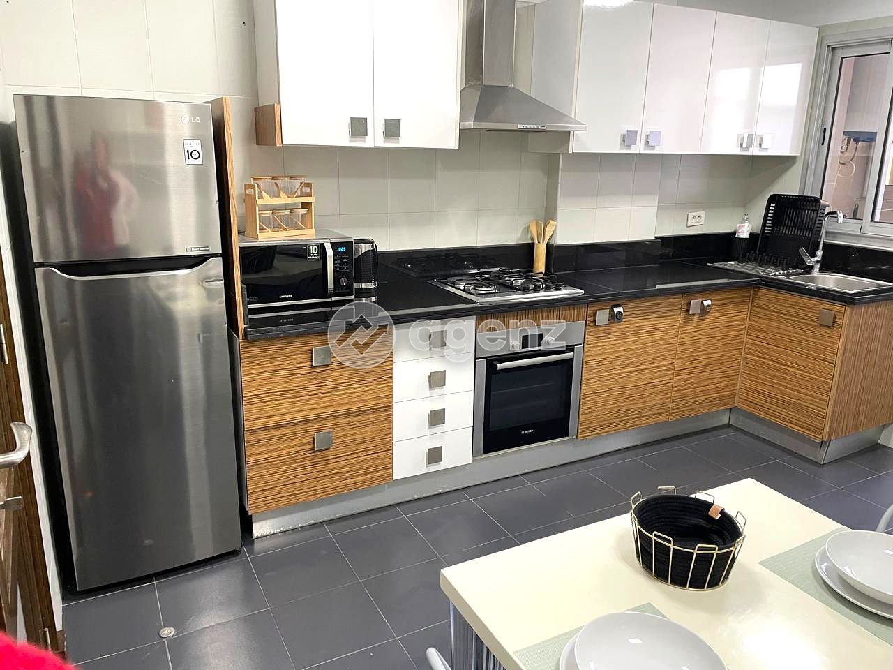 Appartement 125 m² à Hassan 2 — 2