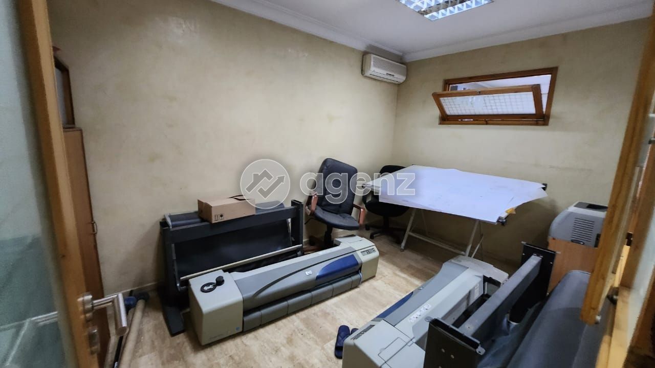 Bureau 95 m² à Hay Alfarah — 5