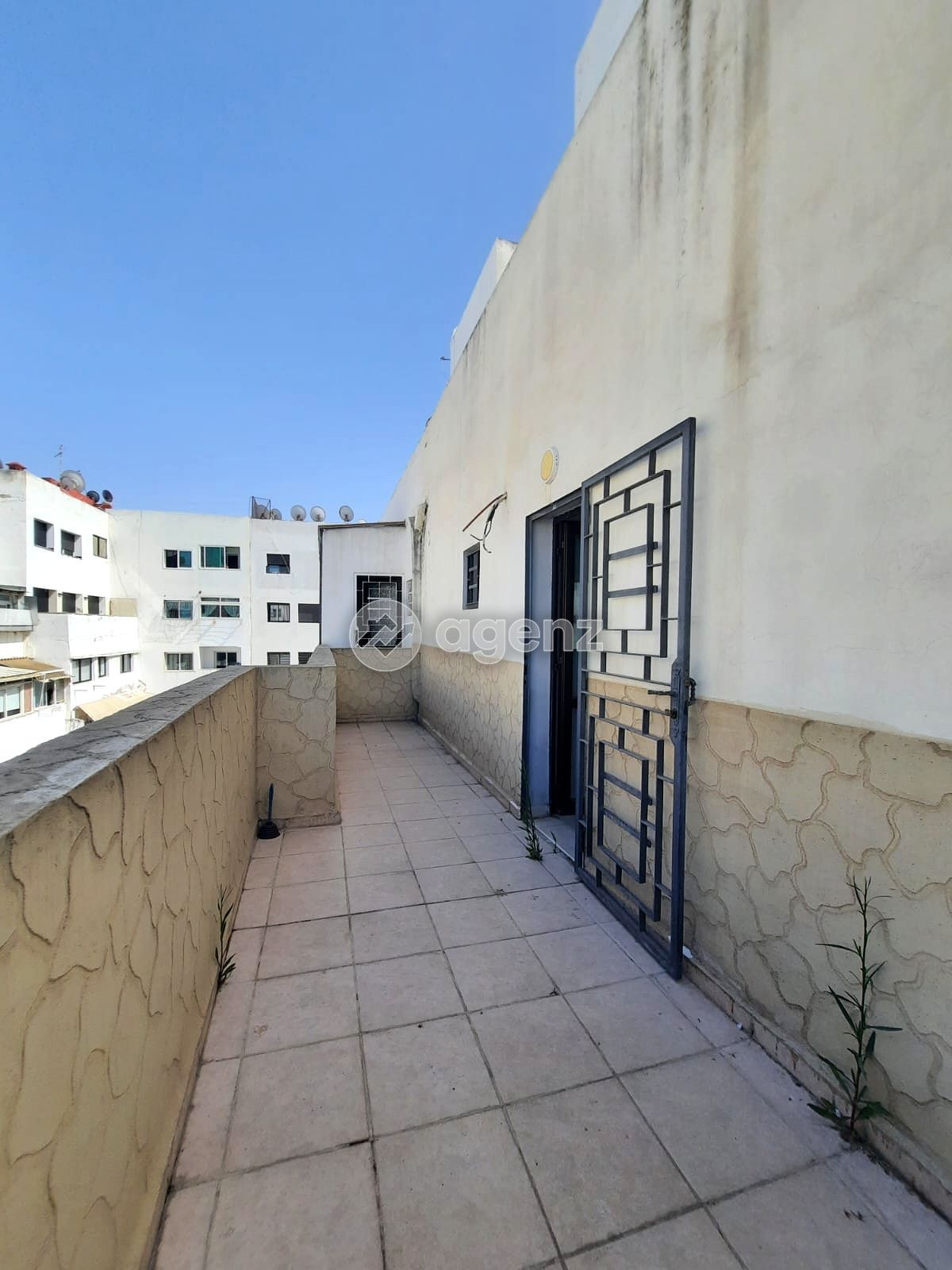 Élégant Appartement de 1 chambre A vendre à La Gironde  — 4