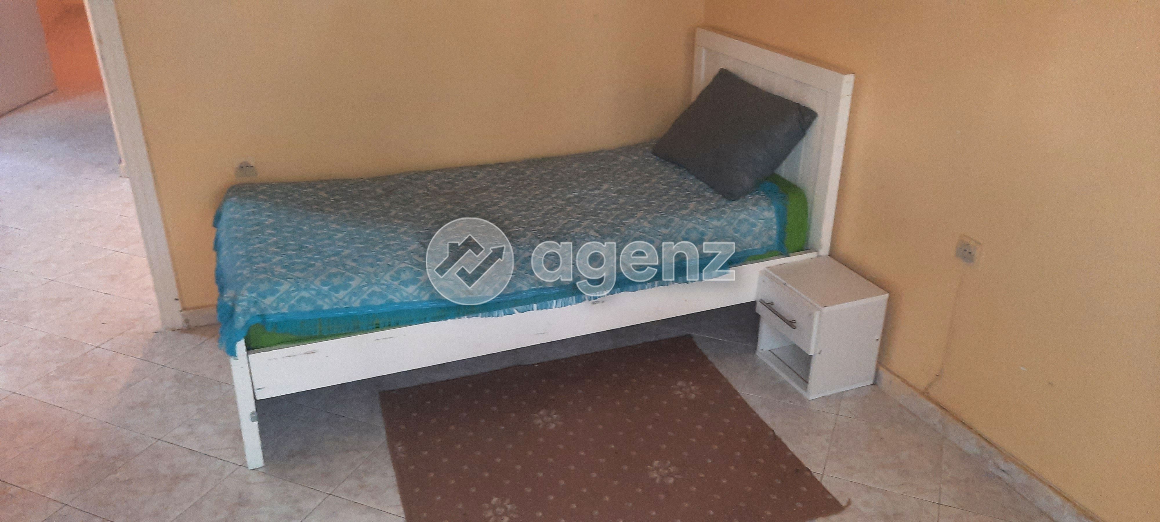 Charmant Appartement de 2 chambres à louer — 2