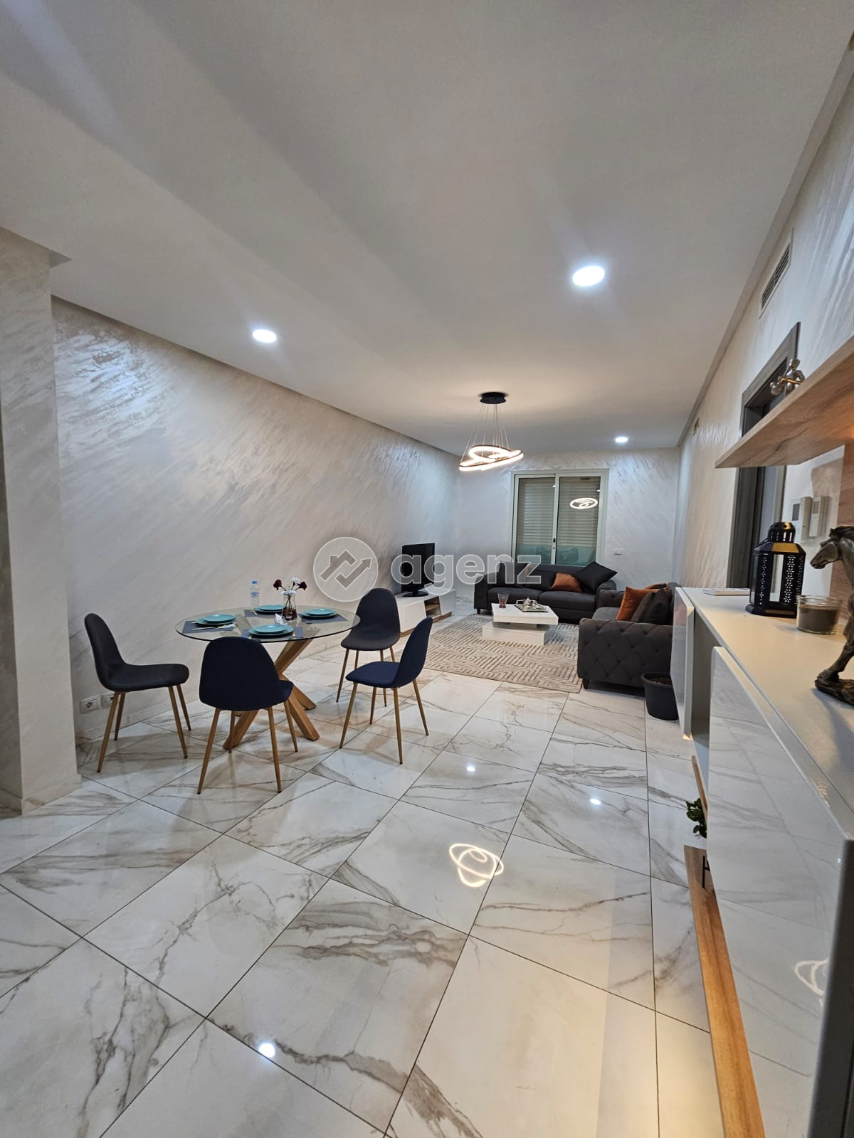 Luxueux Appartement de 2 chambres à vendre à Oasis