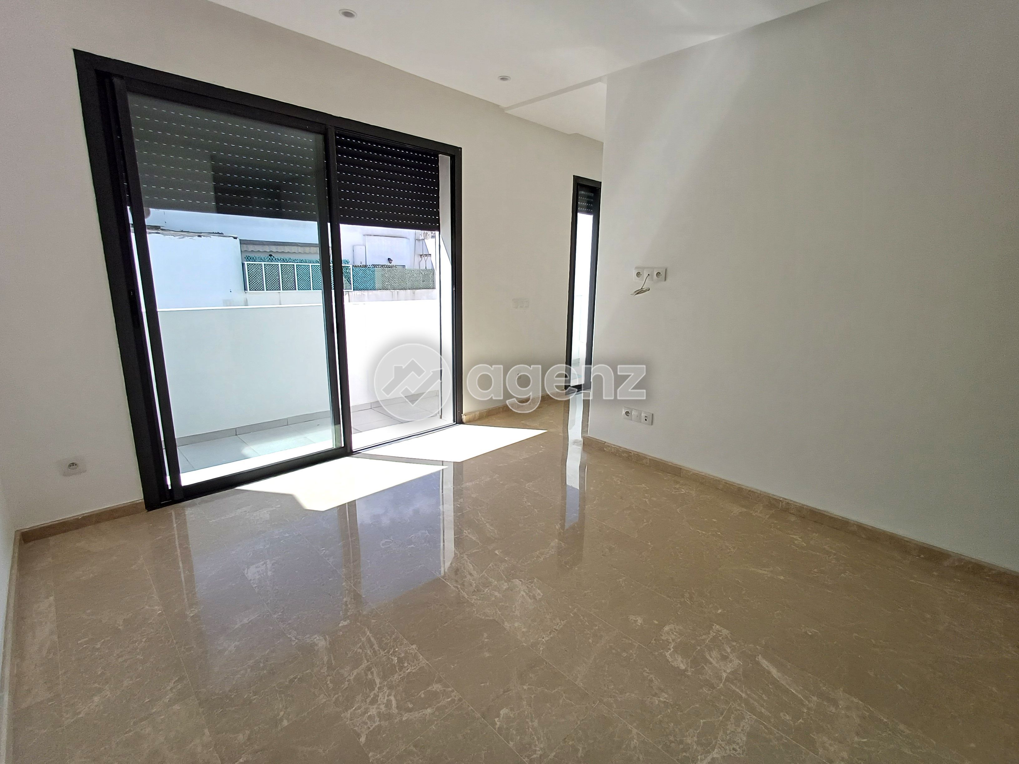 Appartement à vendre à Bourgogne Ouest — 2