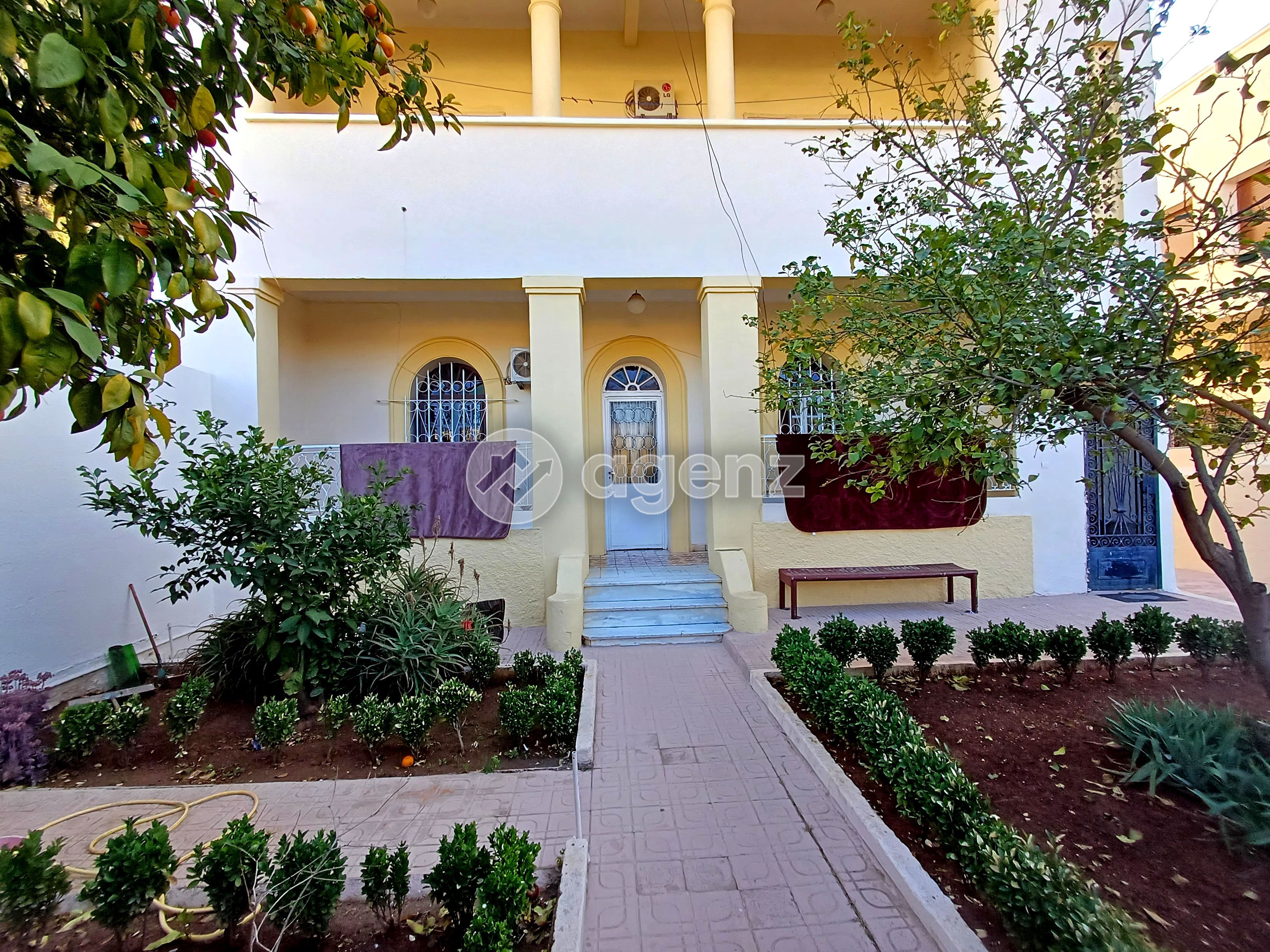 Villa — Fès