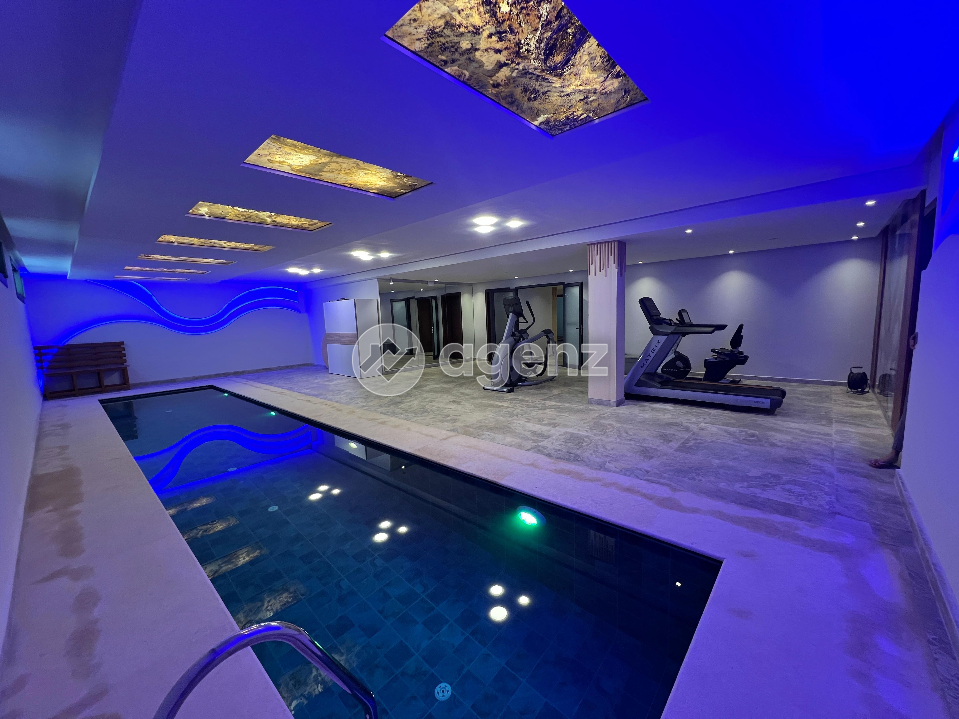 Luxueux Villa Avec Piscine A vendre à Souissi , Ambassadeur  — 4