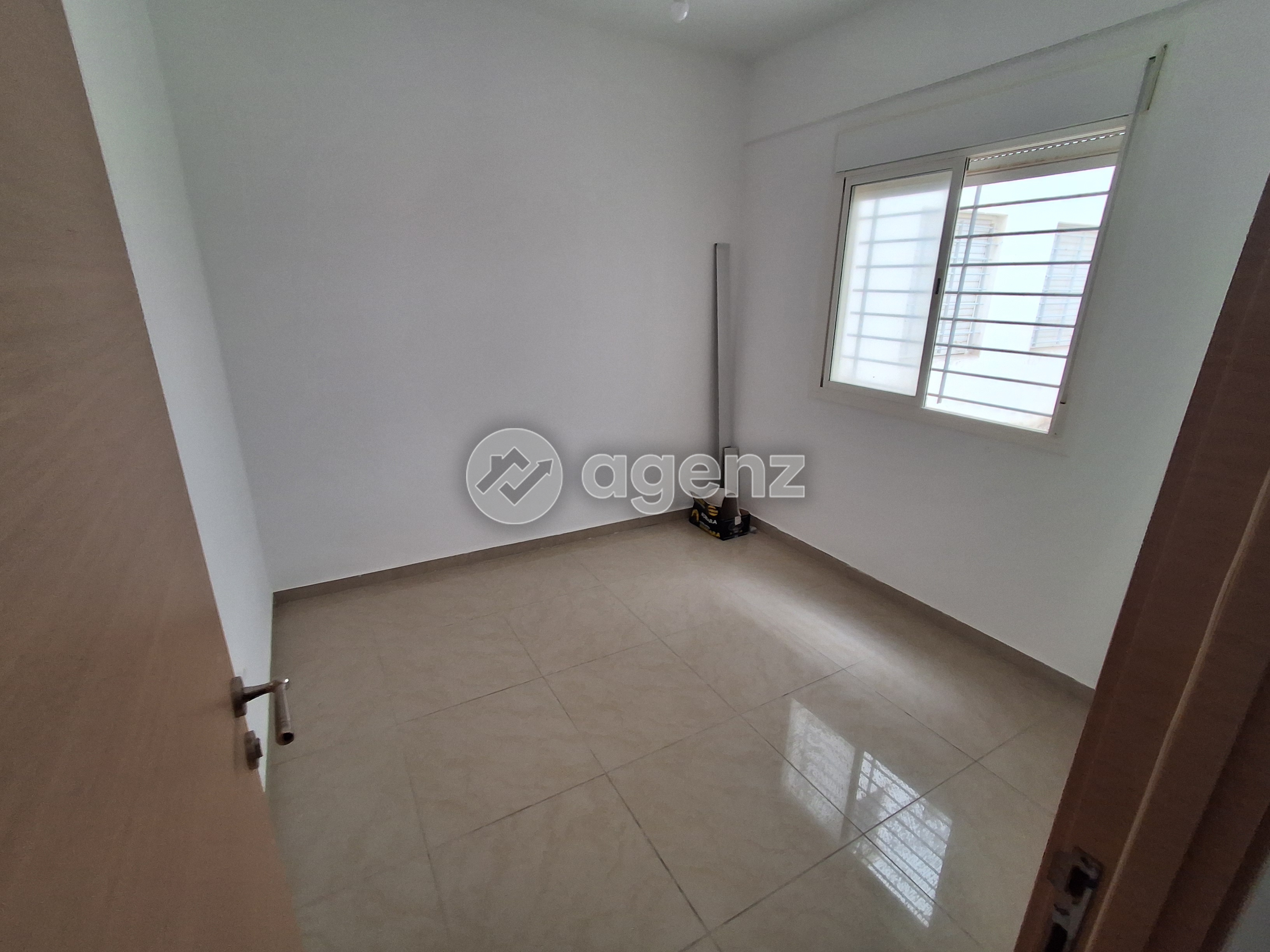 Élégant Appartement de 3 chambres à vendre à Route Nationale Assilah (N1) — 5