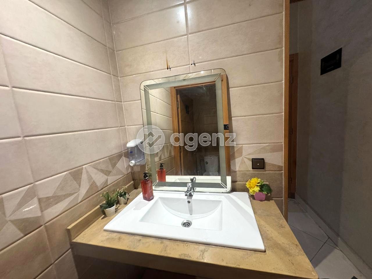 Commerce de  134 m² à Beausite - Casablanca — 5