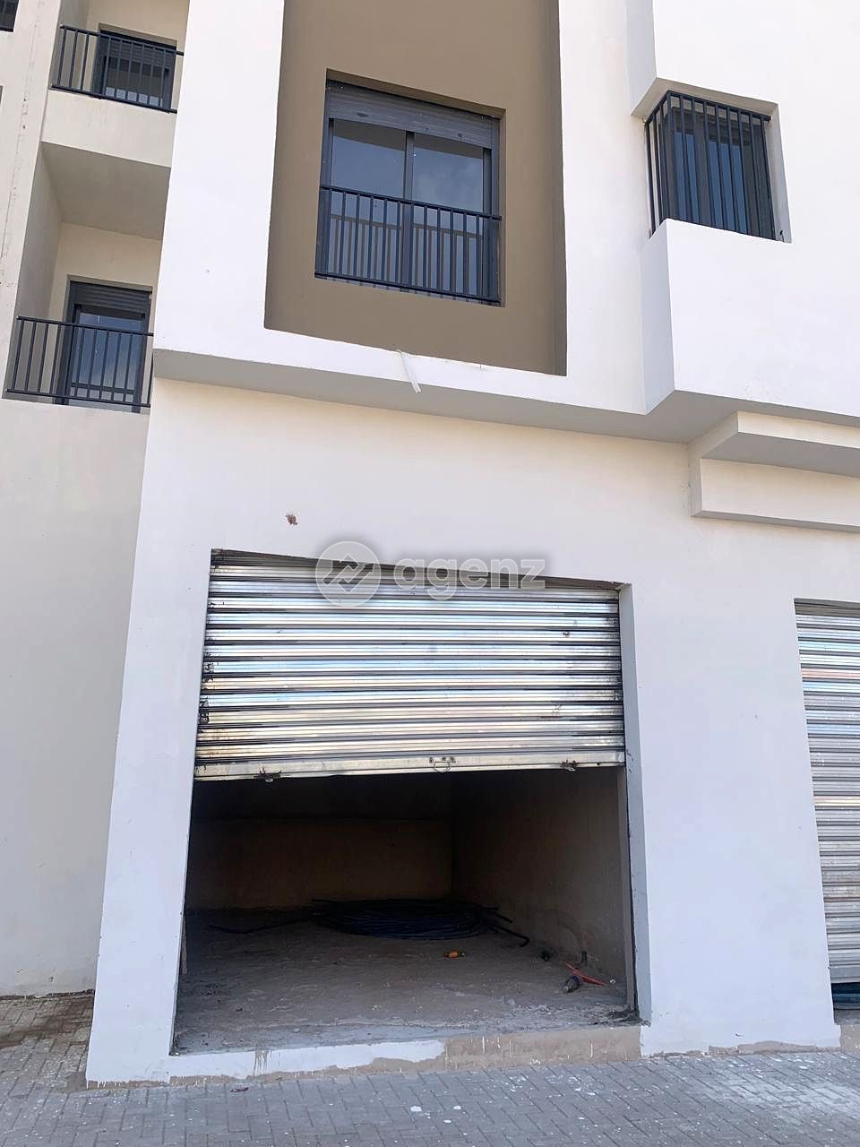 Magnifique Commerce sur Grand avenue à louer à Sidi Maarouf (résidence city sidi maarouf) — 3