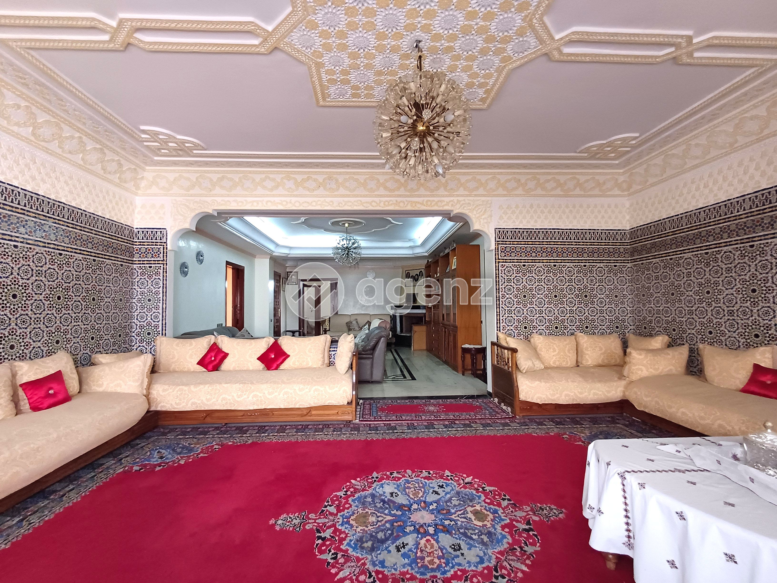 Appartement à vendre à Les Hôpitaux — 3