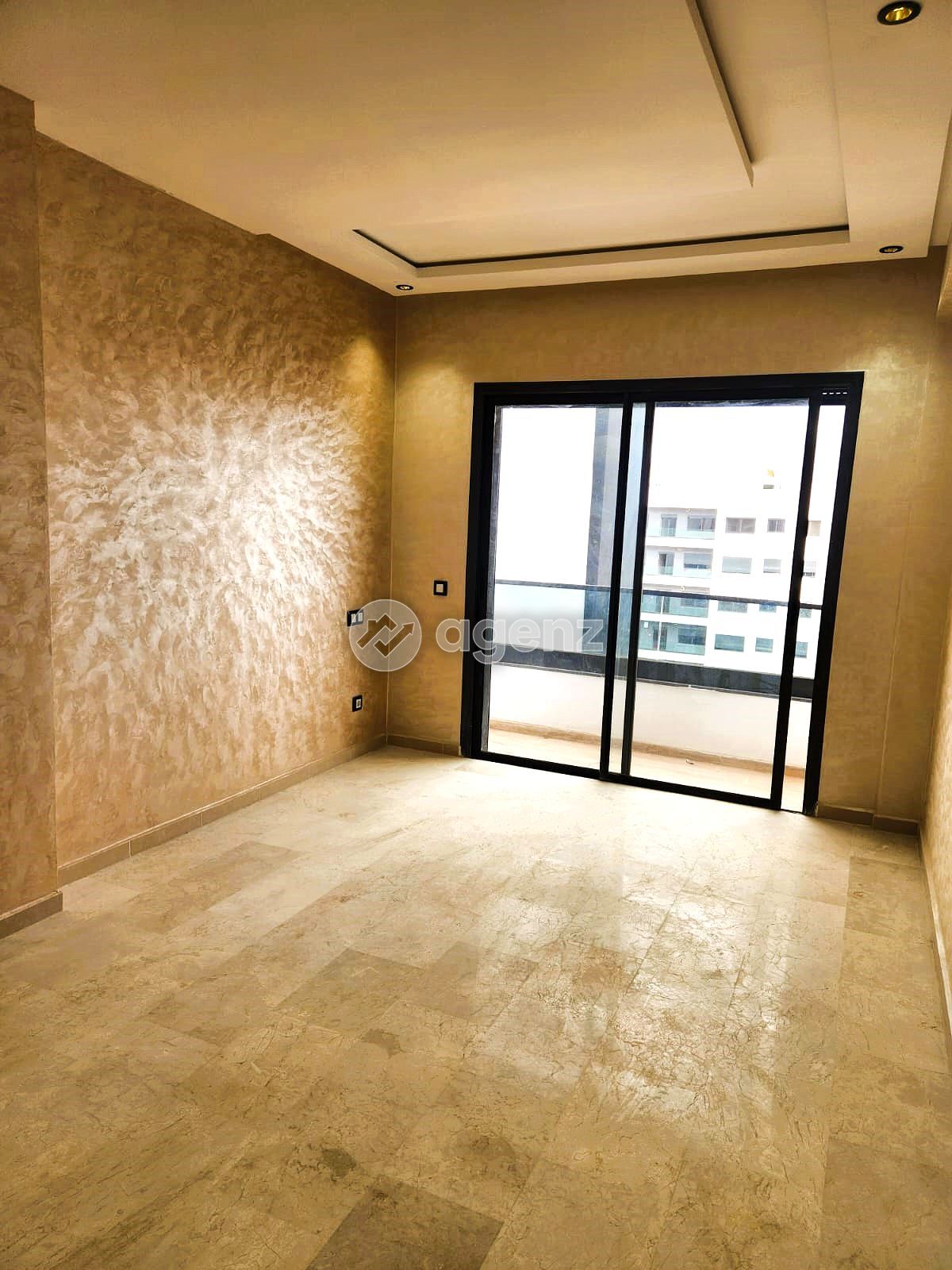 Appartement à louer à Oulfa — 3
