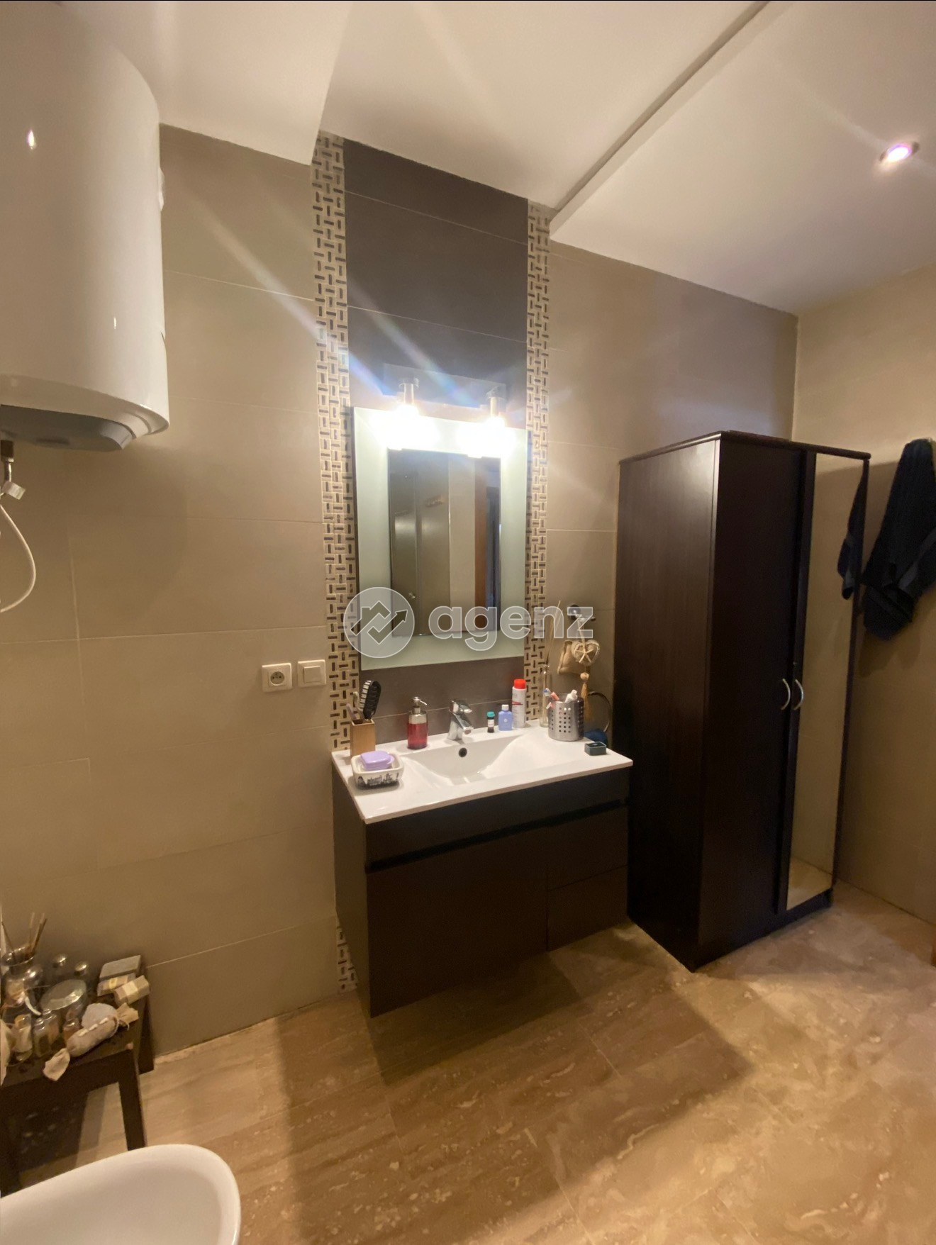 Appartement de 77 m2 sans vis à vis en vente à Bourgogne Ouest
 — 2