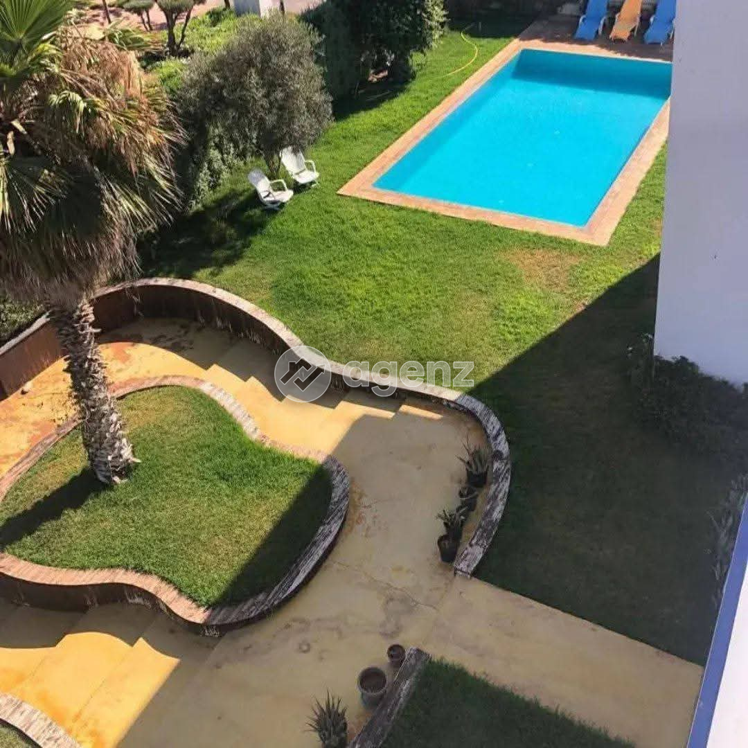 Villa commerciale a vendre avec double autorisation  — 3