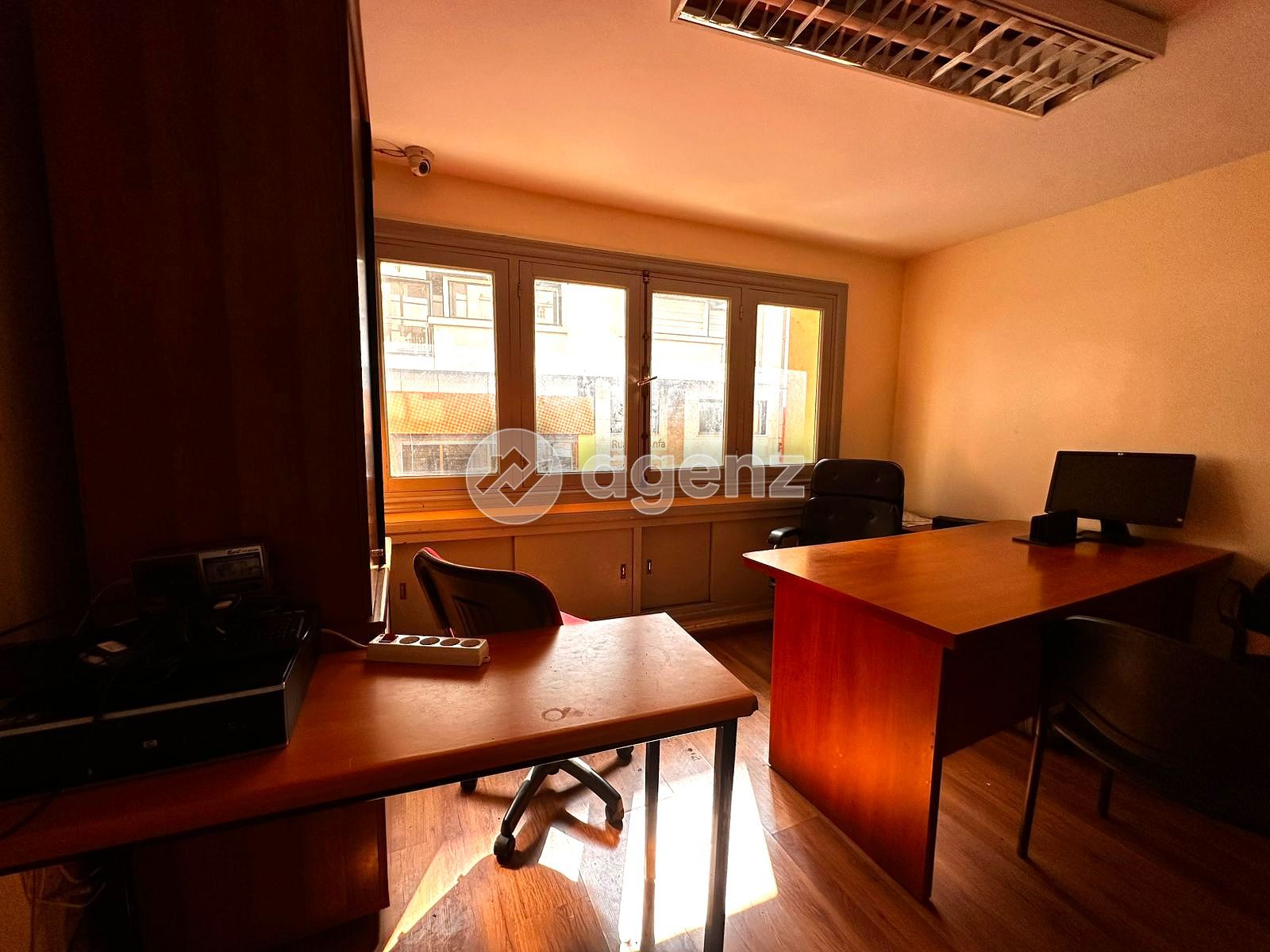Bureau — Casablanca — 3
