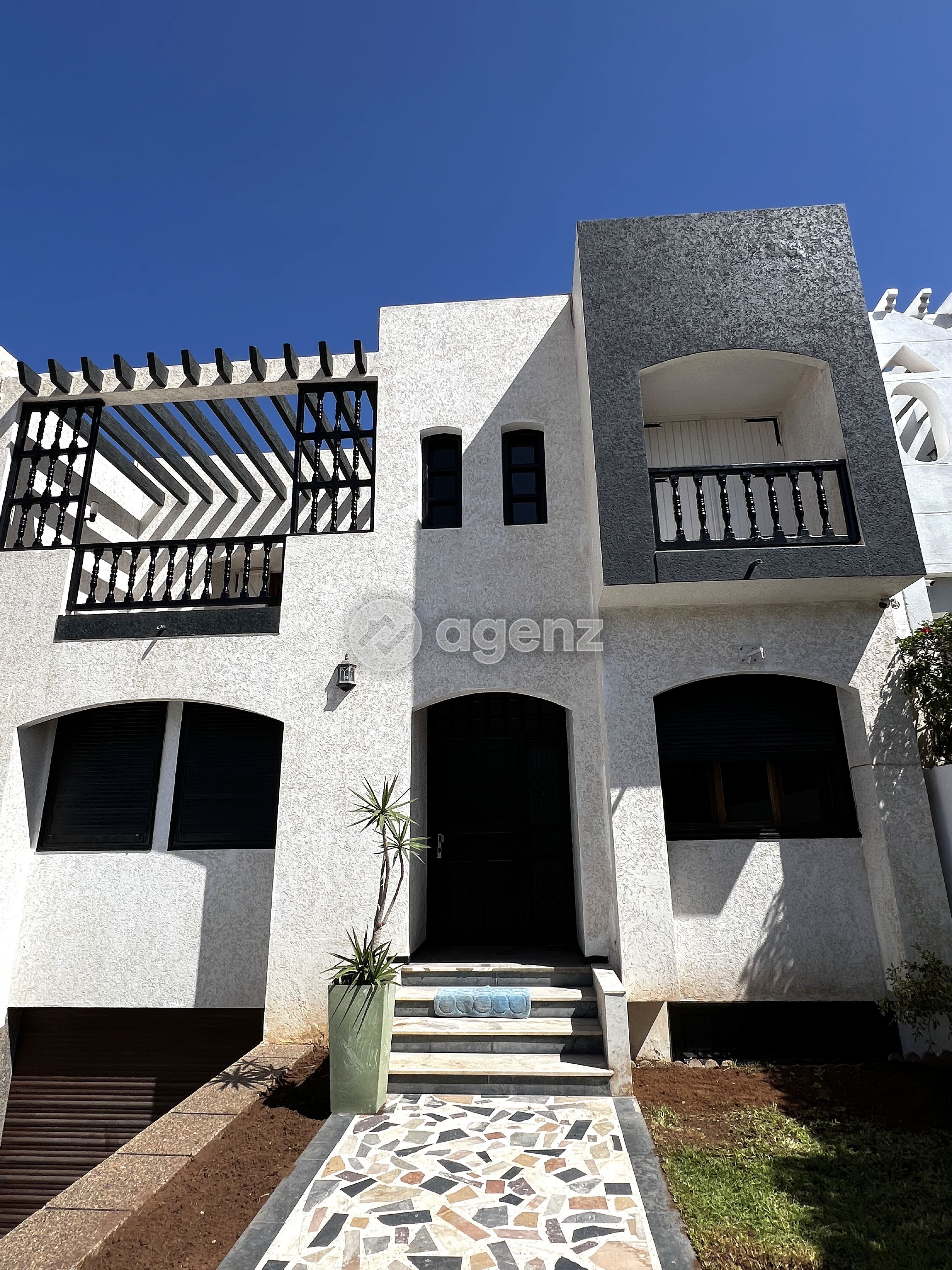 Charmant Villa de 9 chambres à vendre à Amicales