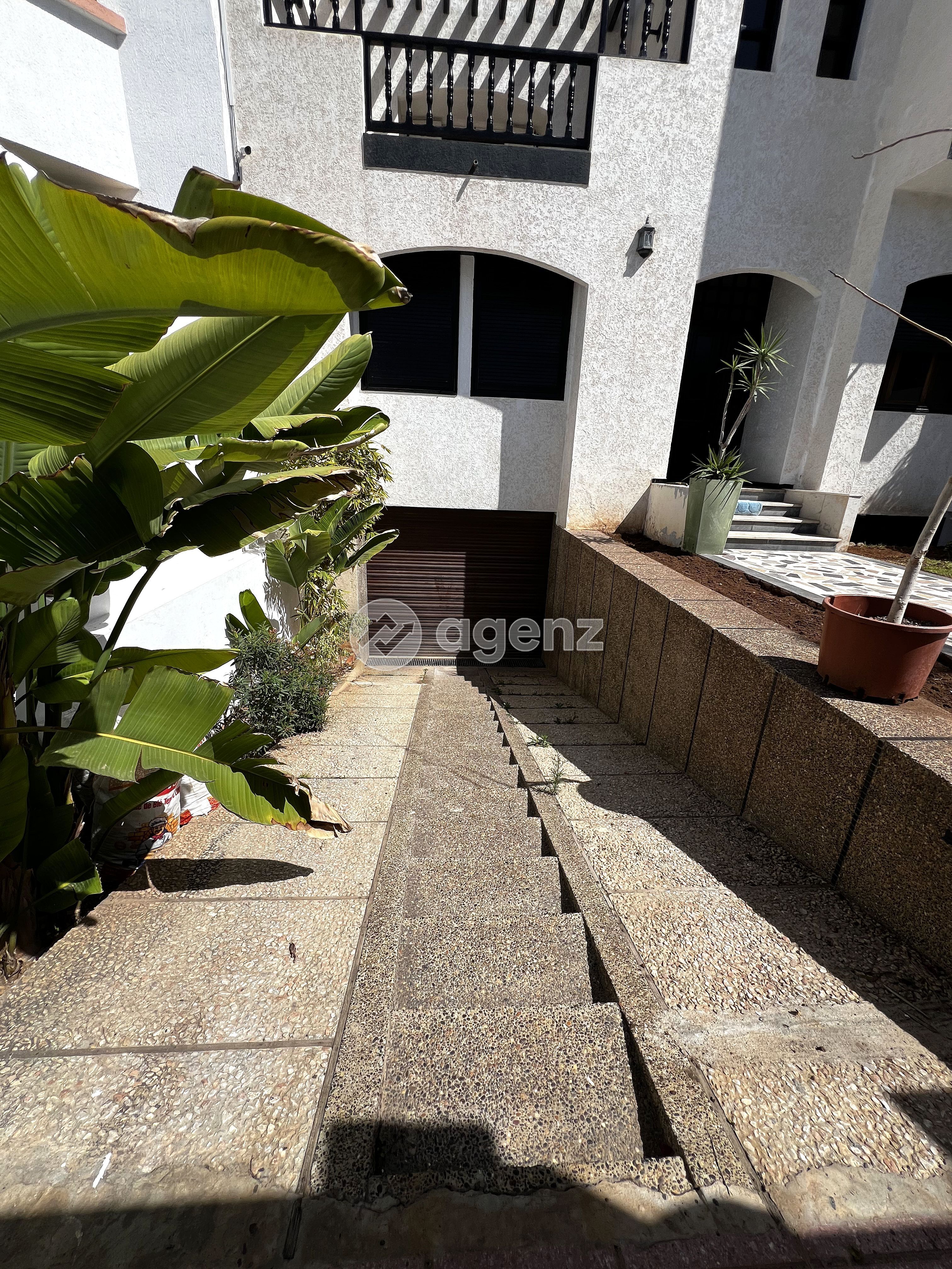Charmant Villa de 9 chambres à vendre à Amicales — 3