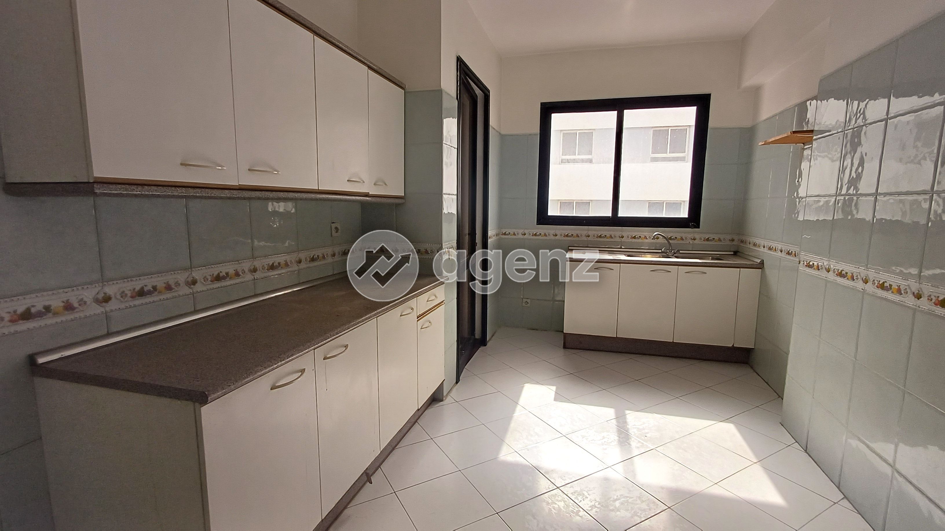 APPARTEMENT 132 M² À DIOUR JAMAA — 3