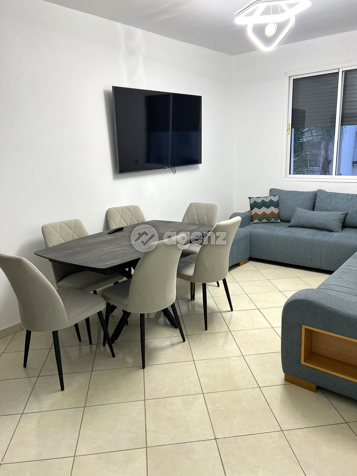 Élégant Appartement de 2 chambres à vendre Hay Salam — 2