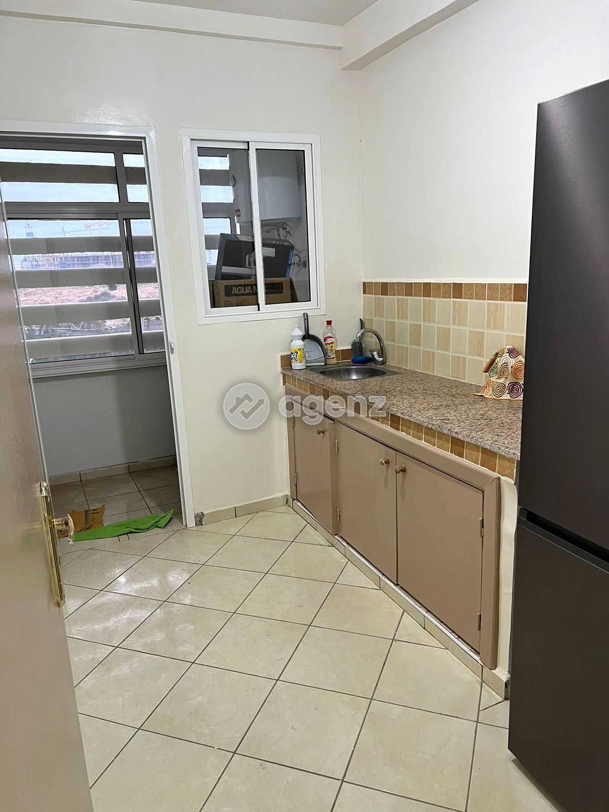 Élégant Appartement de 2 chambres à vendre Hay Salam — 4
