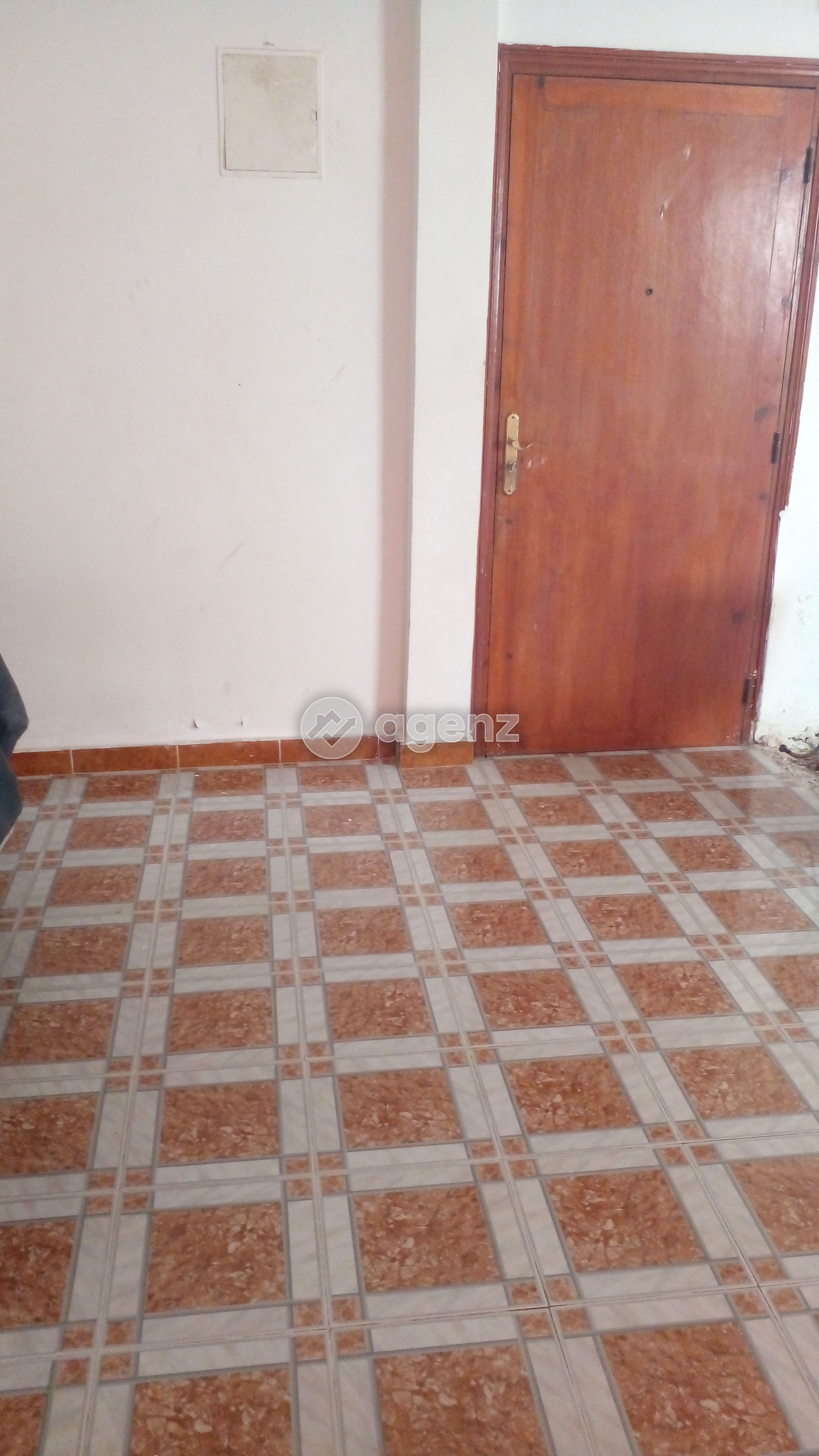 Authentique Appartement de 2 chambres à vendre à Hssaine — 4
