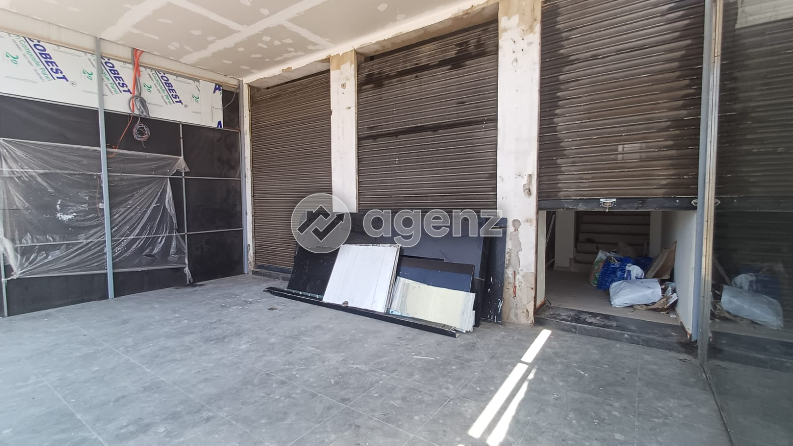 Local commercial rénové à Aïn Sebaâ — 2