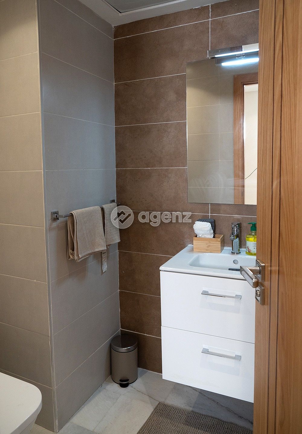 Magnifique Appartement de 2 chambres à vendre à Liberté — 5