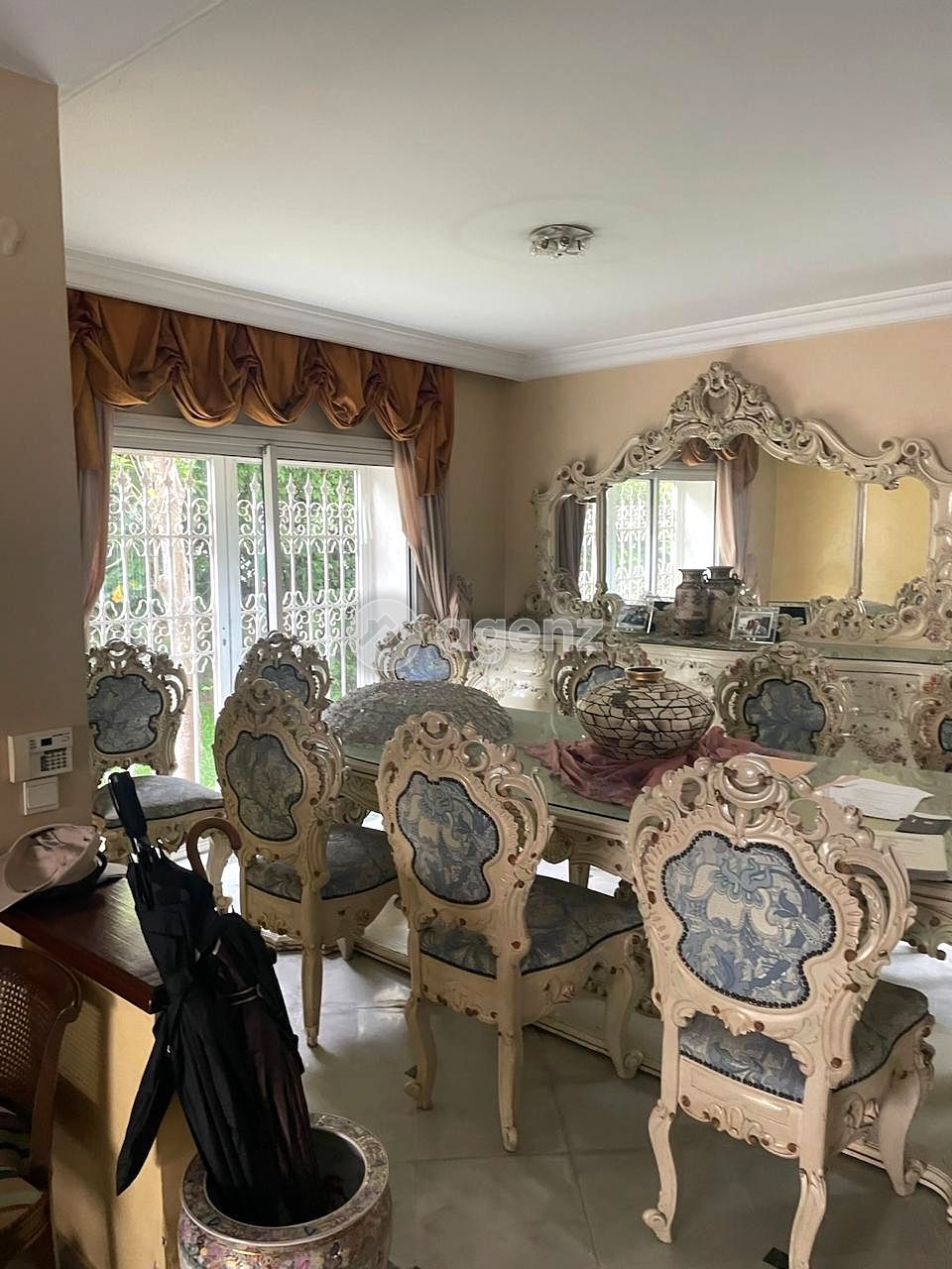 Villa commerciale à vendre au CIL Casablanca – 469 m², façade 23 m, idéale clinique, restaurant ou projet professionnel

 — 2