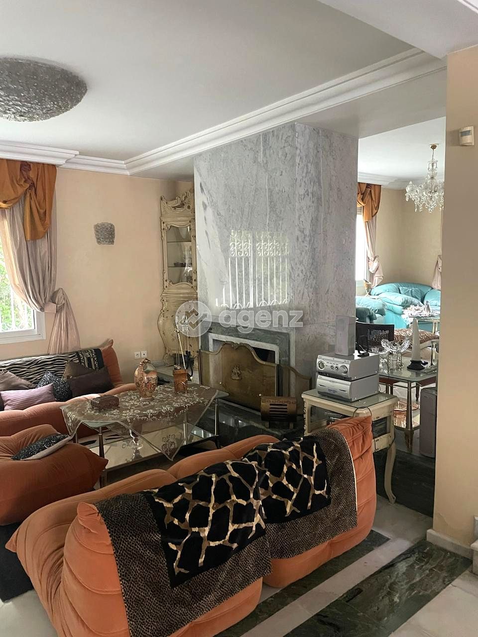 Villa commerciale à vendre au CIL Casablanca – 469 m², façade 23 m, idéale clinique, restaurant ou projet professionnel

 — 4