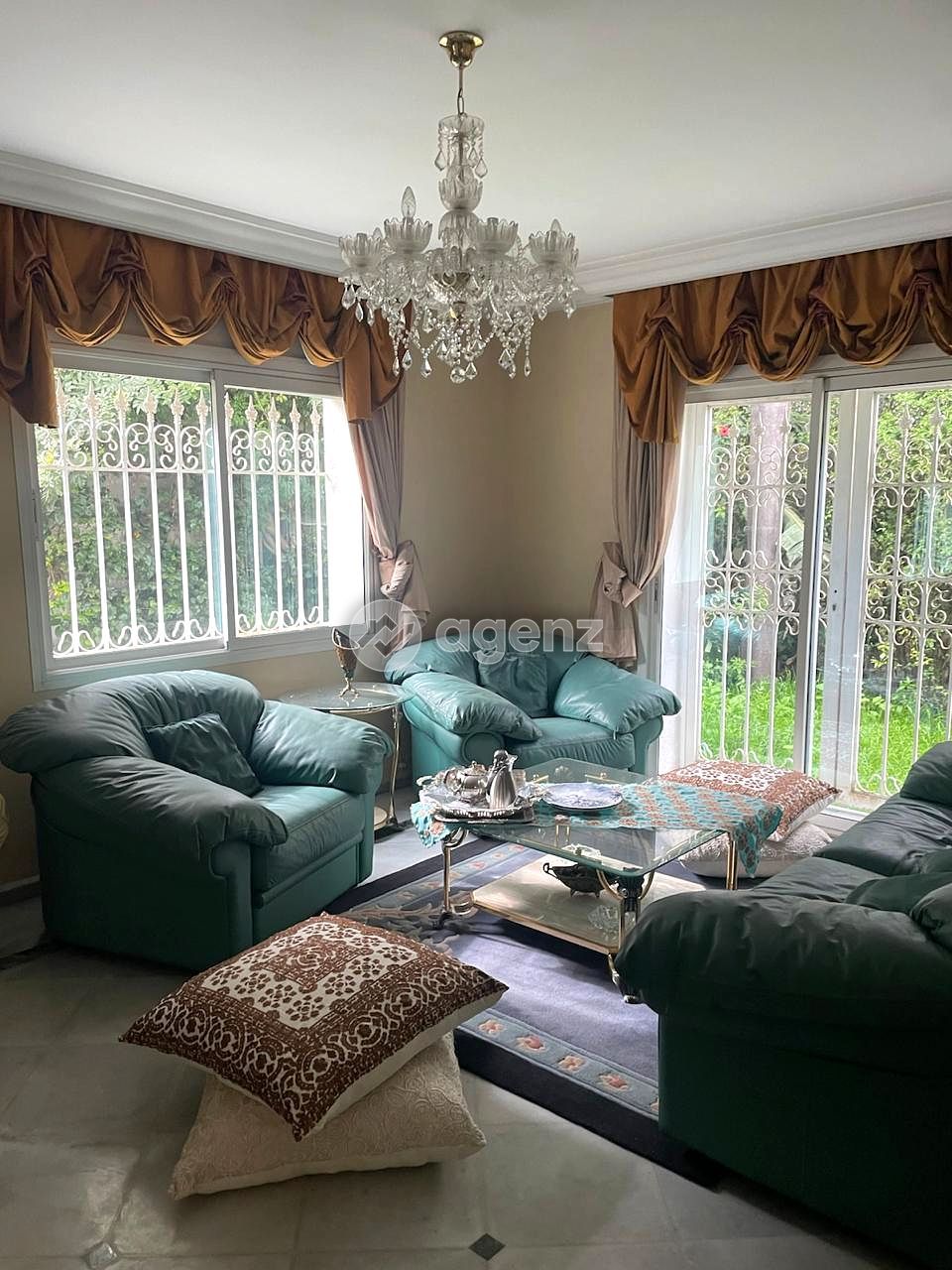 Villa commerciale à vendre au CIL Casablanca – 469 m², façade 23 m, idéale clinique, restaurant ou projet professionnel

